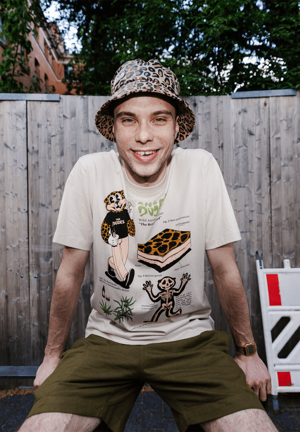 THE DUDES BEARLOPARD T-SHIRT - DESERT DUST