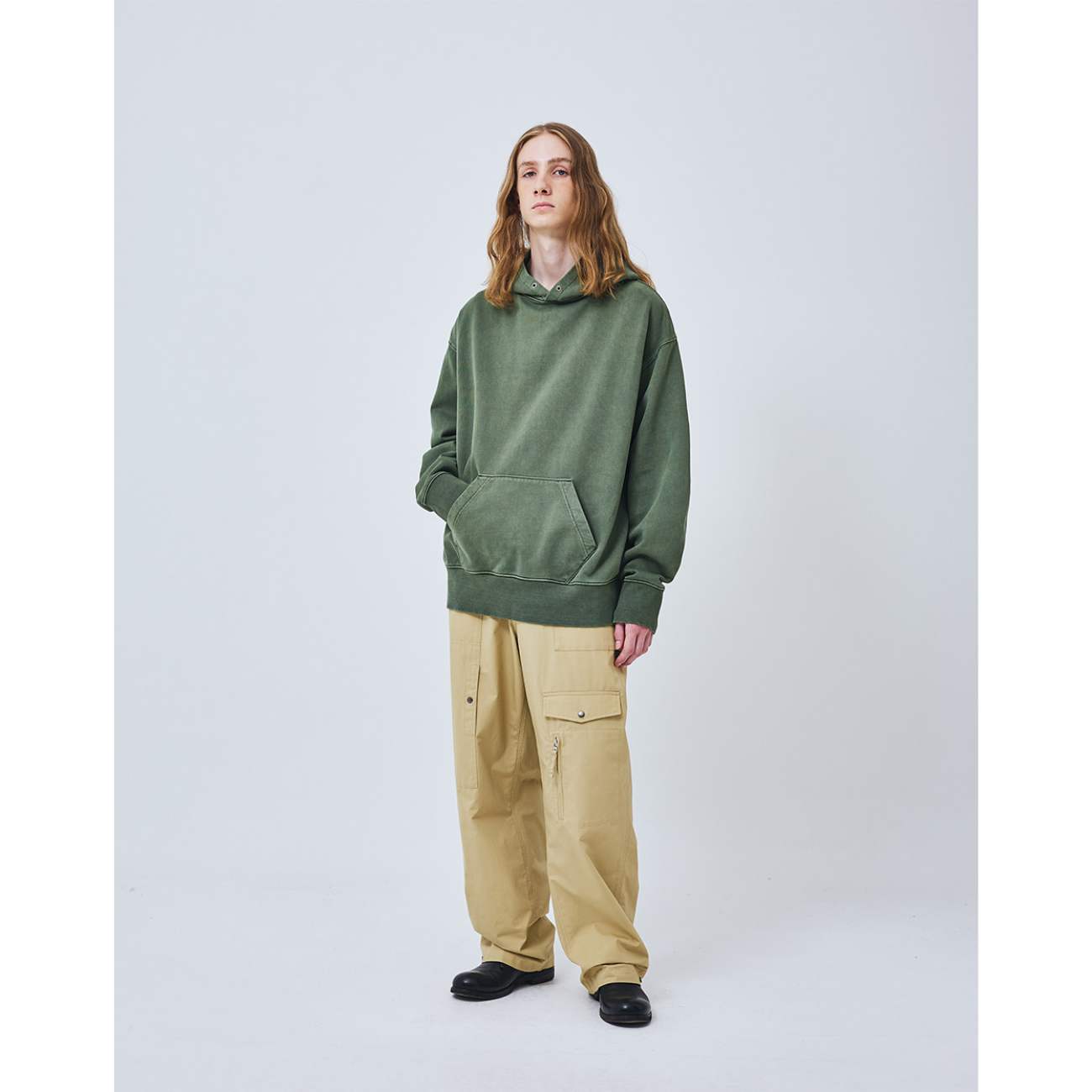 UNIFORM BRIDGE BASIC DYEING SWEAT HOOD - PIGMENT OLIVE