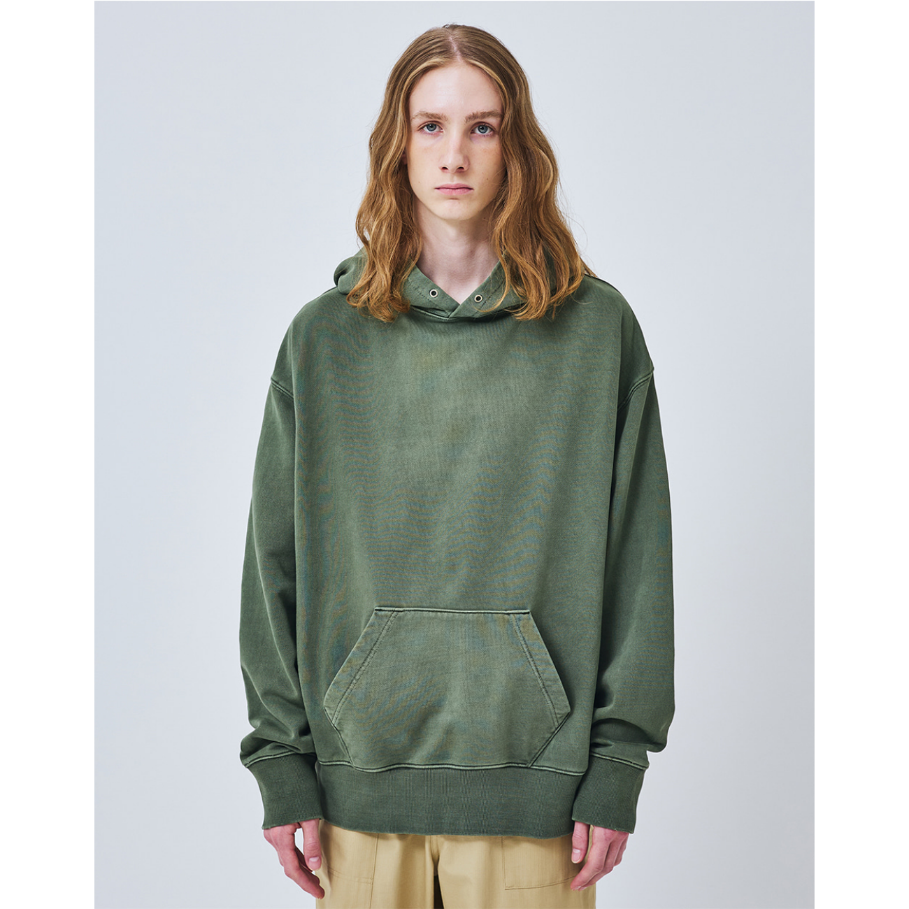 UNIFORM BRIDGE BASIC DYEING SWEAT HOOD - PIGMENT OLIVE