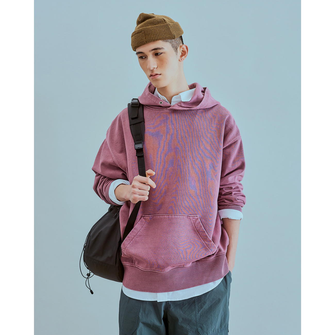 UNIFORM BRIDGE BASIC DYEING SWEAT HOOD - PIGMENT RED