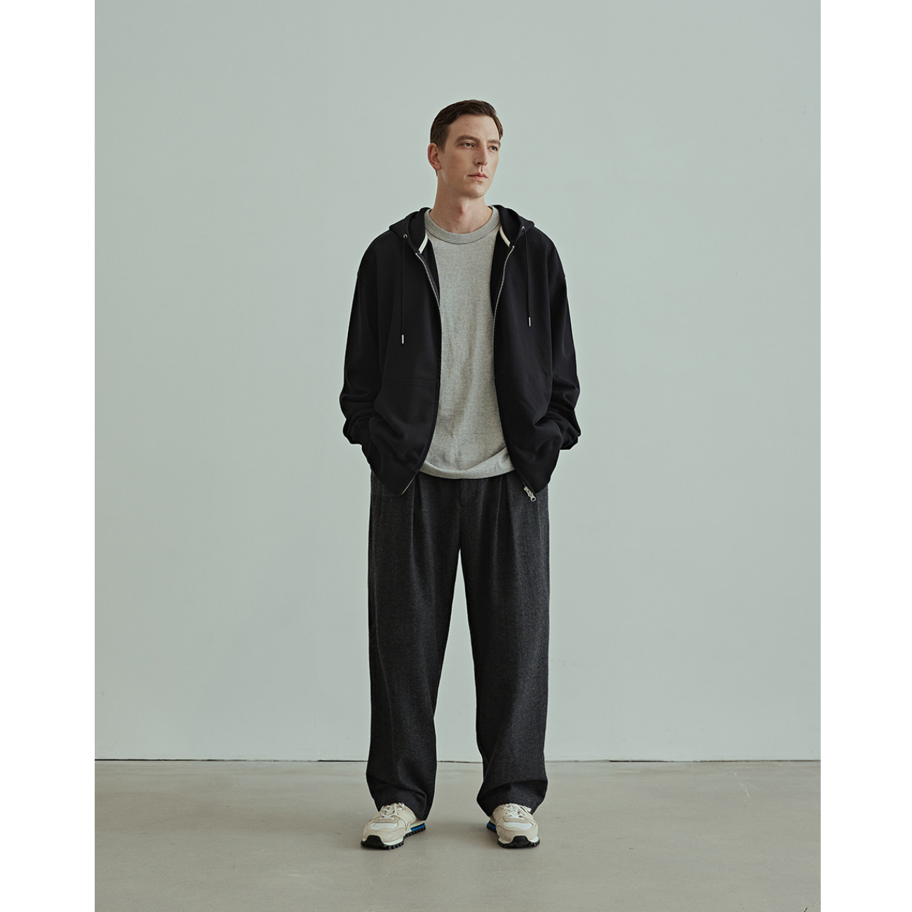 UNIFORM BRIDGE BASIC SWEAT HOOD ZIP UP - BLACK