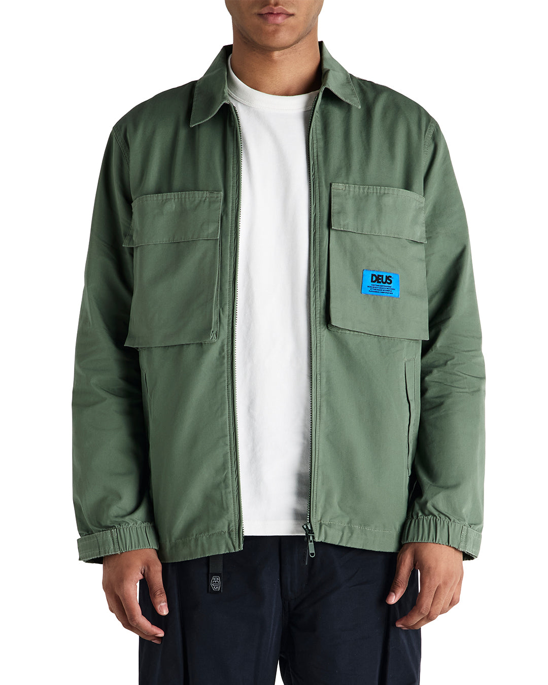 Duck Dive Zip Shirt - Clover|Model