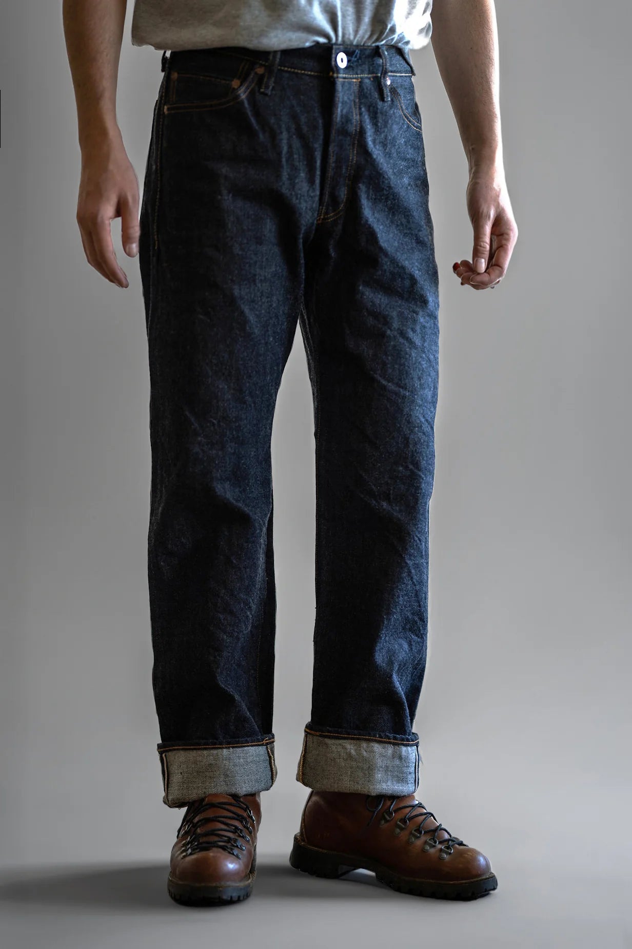 BUG JOHN M1803 (001) 17OZ HEAVY GAUGE JEANS STRAIGHT FIT - INDIGO