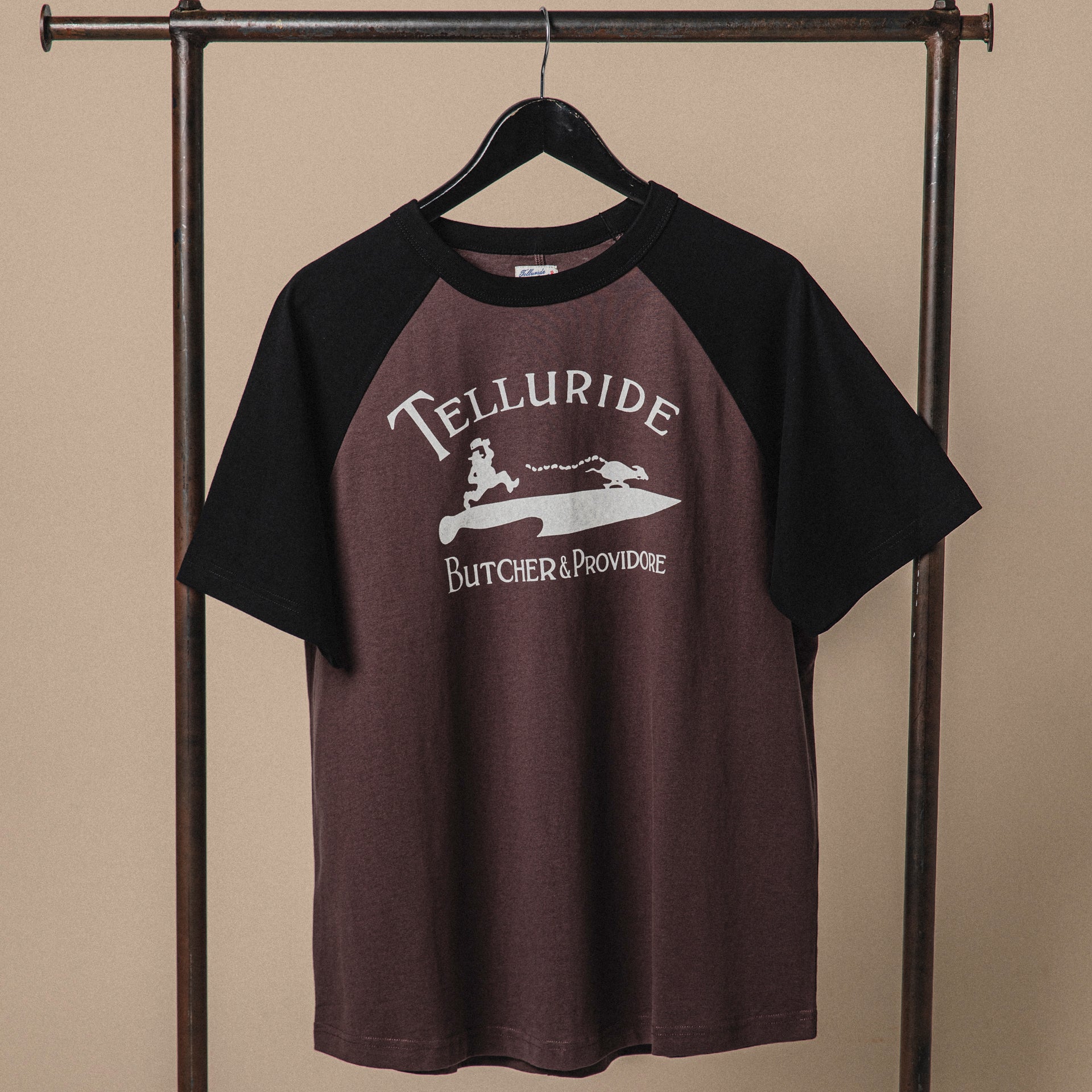 TELLURIDE SPINE RAGLAN TEE THE BUTCHER - PLUM/BLACK