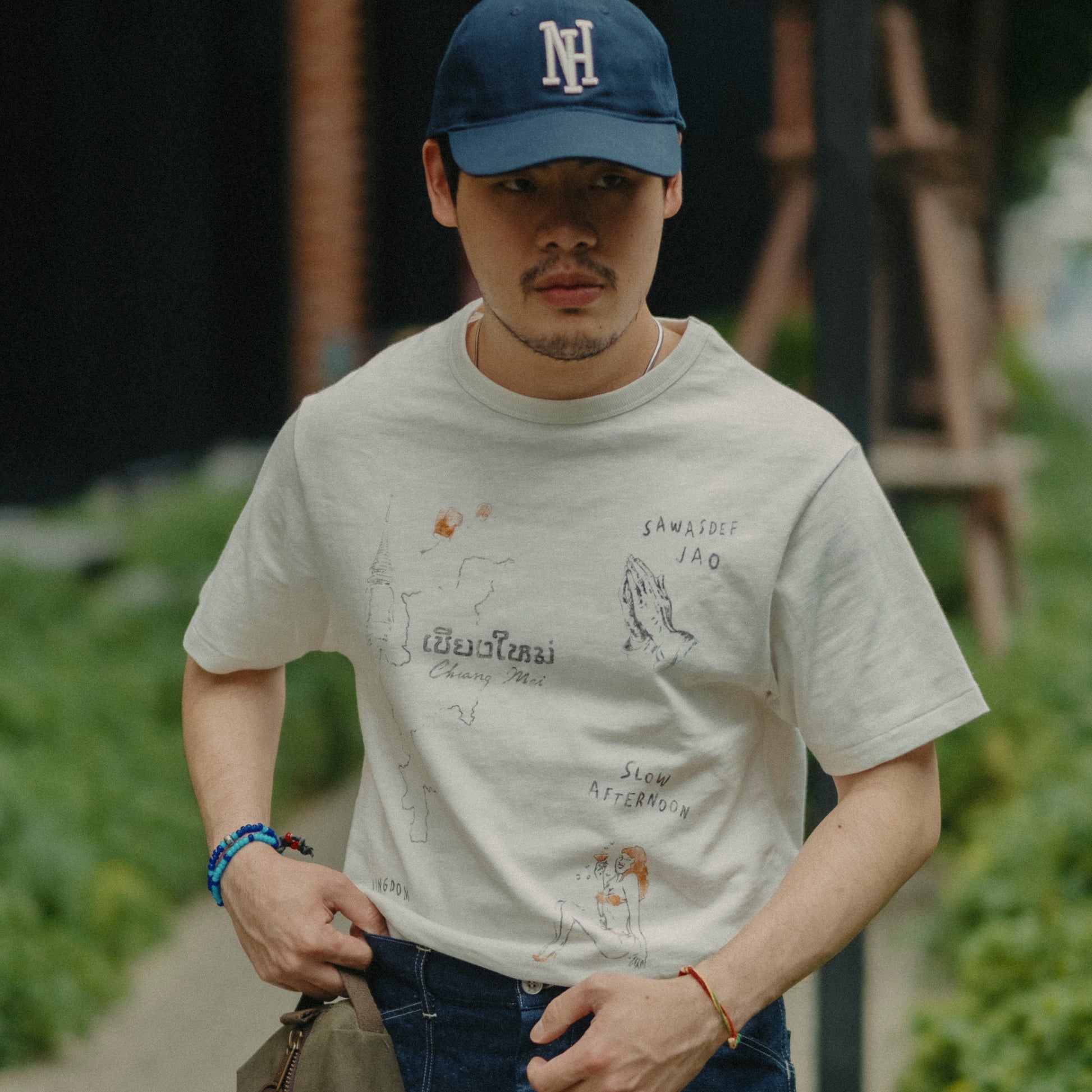 PRONTO & CO. CHIANG MAI AEW SOUVENIR TEE - WHITE