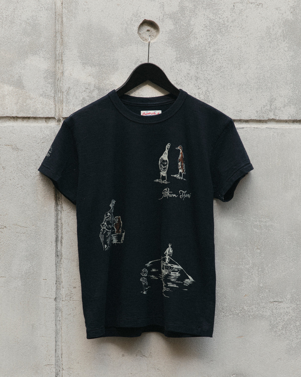 PRONTO & CO. PATHUM THANI SOUVENIR TEE - BLACK
