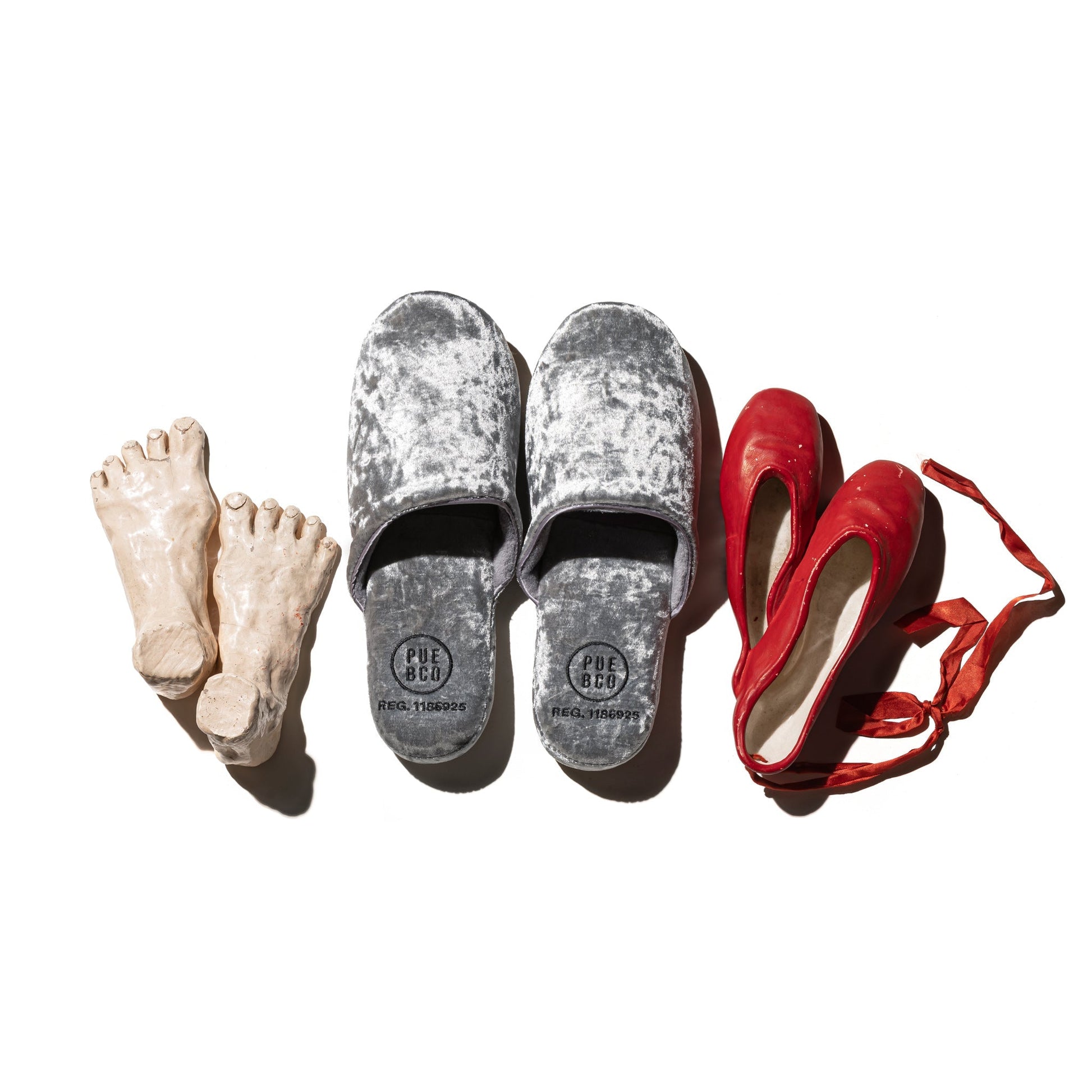 PUEBCO VELVET SLIPPER