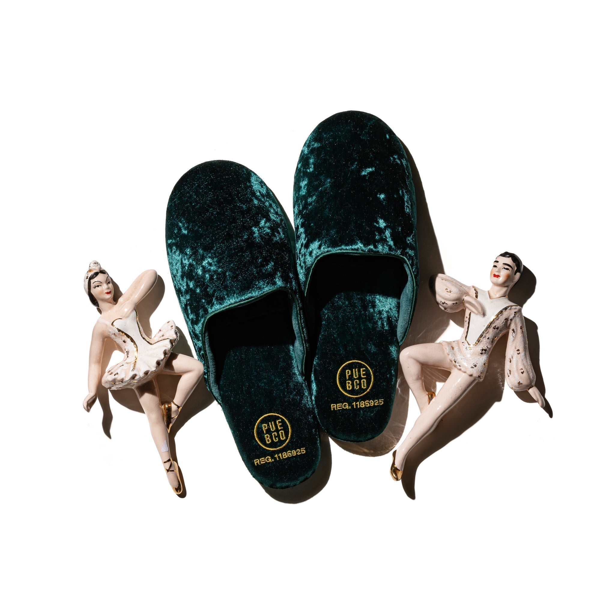 Puebco Velvet Slipper — front view