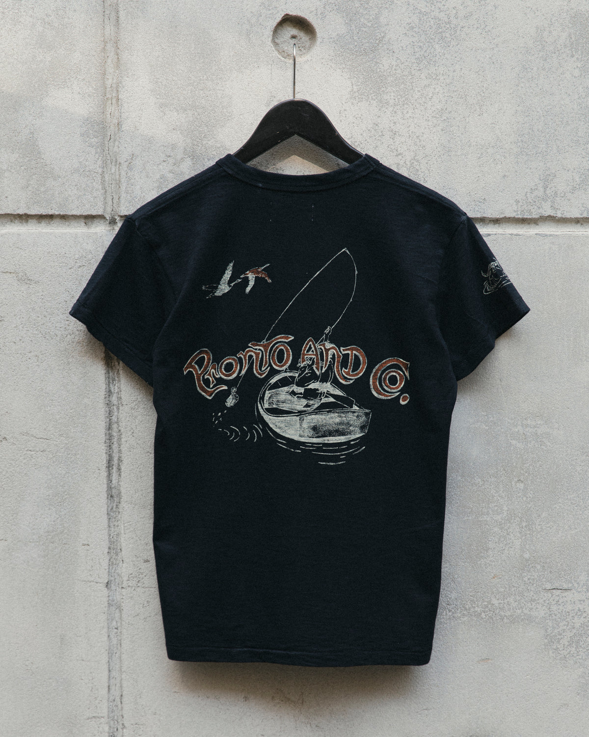 PRONTO & CO. PATHUM THANI SOUVENIR TEE - BLACK