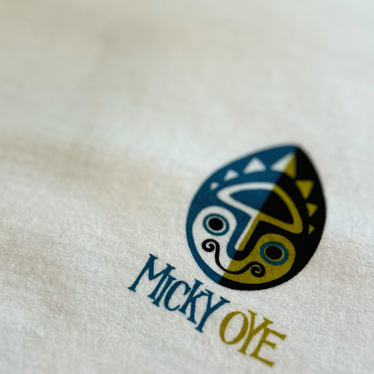 MICKY OYE SOUTH SEA ISLANDS - WHITE