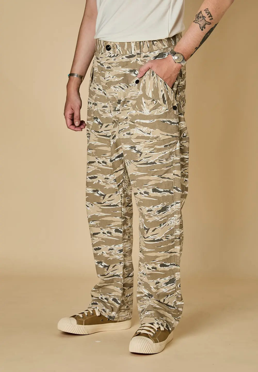LEGS CO COMBAT TROPICAL PANTS TIGER CAMO - DESERT