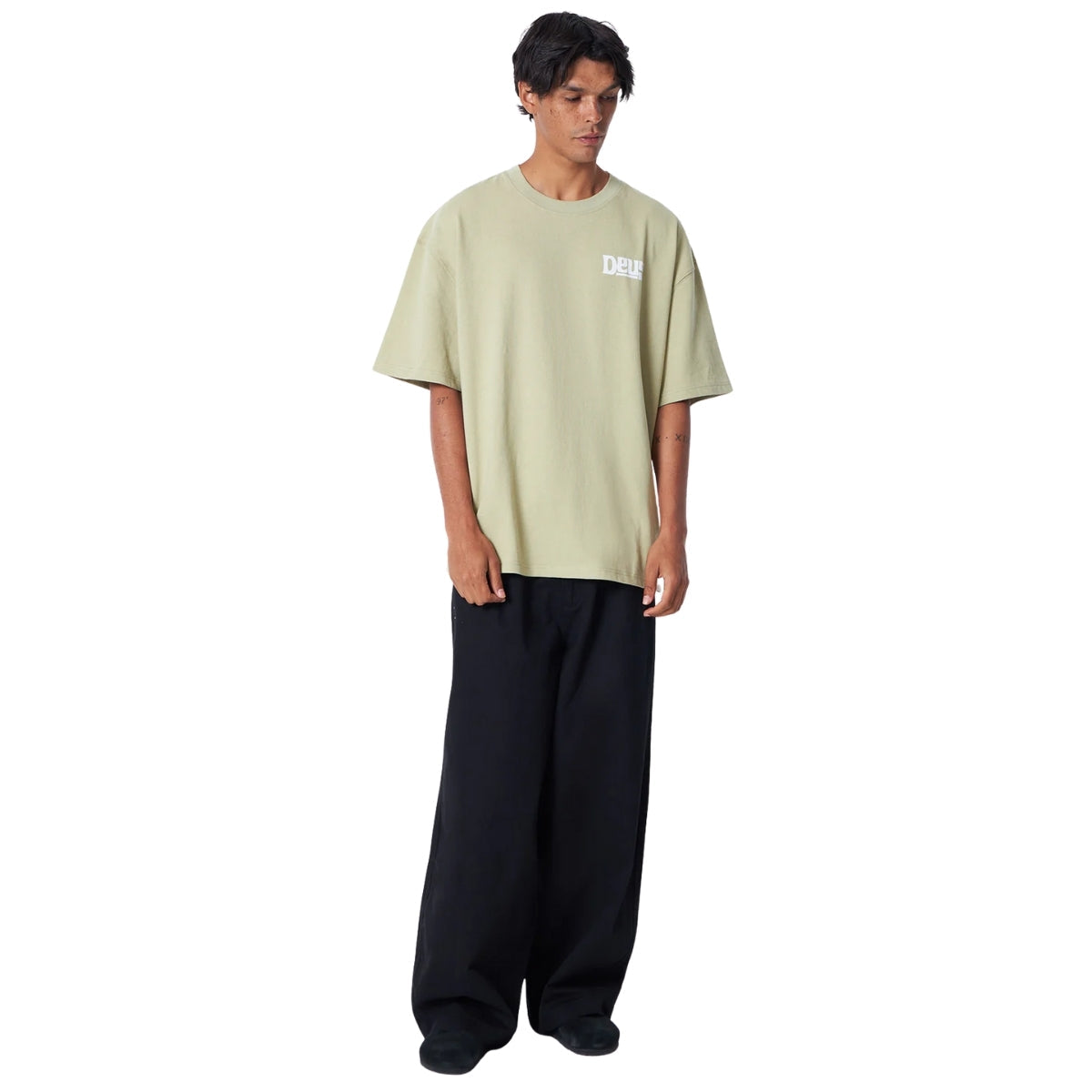DEUS EX MACHINA SOUNDWORM TEE - SAGE