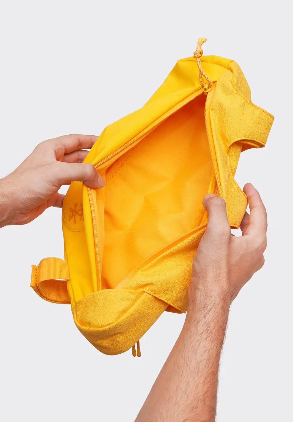 CRUMPLER DRY FLORAL ARRANGEMENT - GOLD FUSION - F