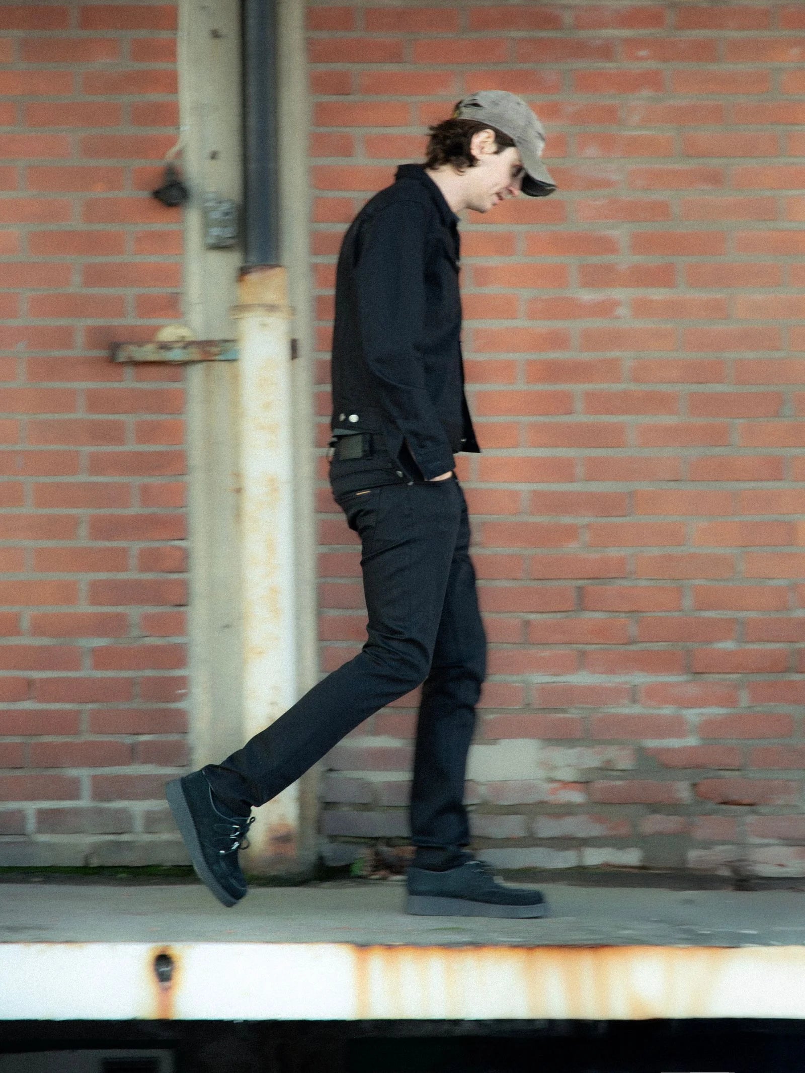 Nudie Jeans Grim Tim — Dry Everblack — view 2