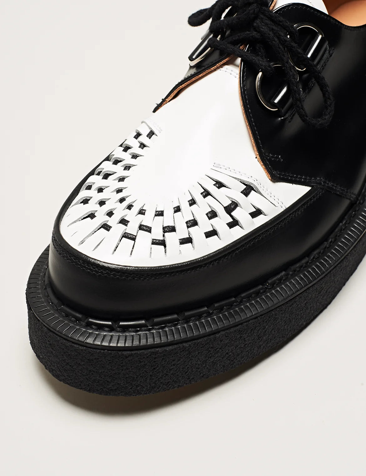 GEORGE COX SKIPTON D RING - BLACK/WHITE