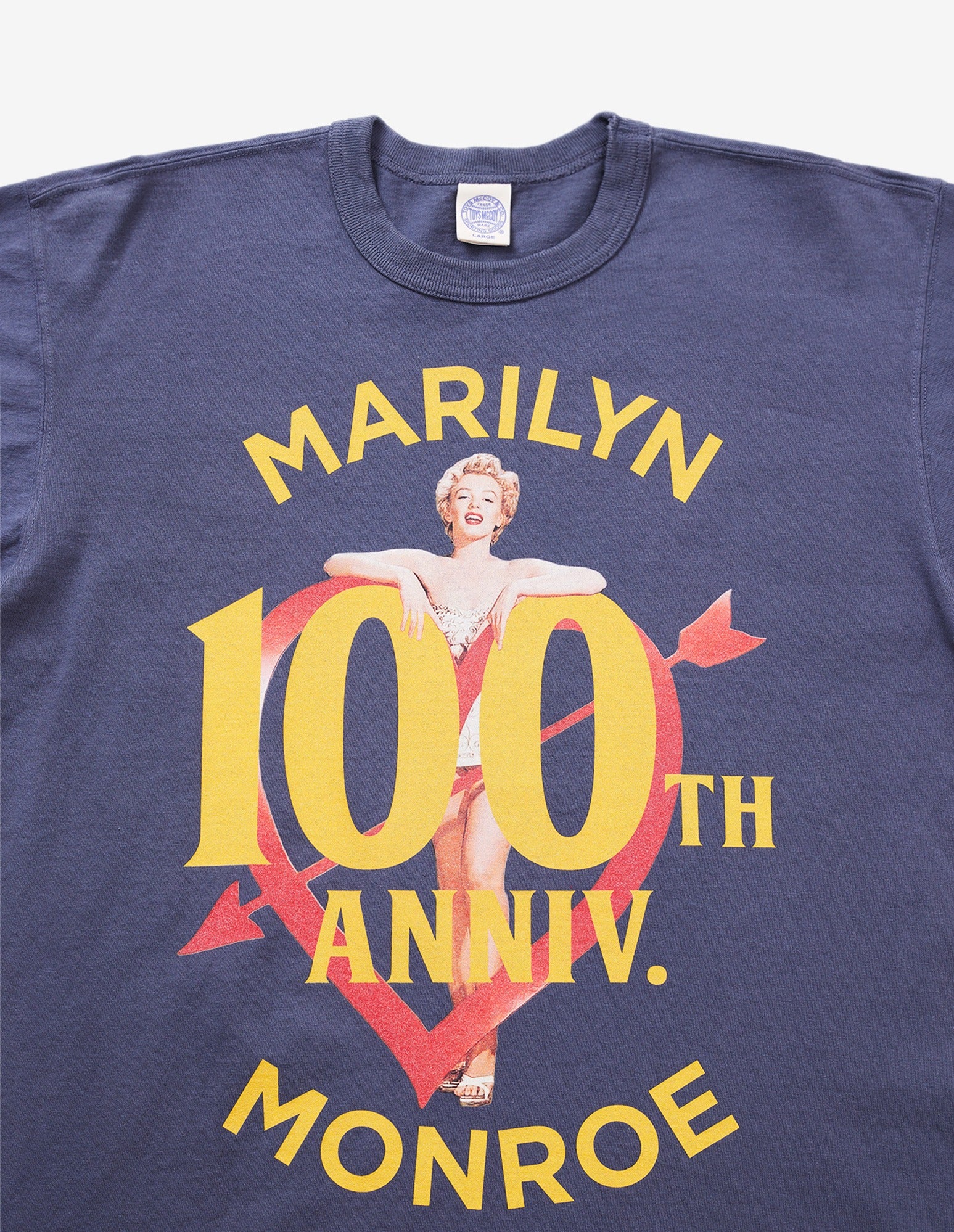 TOYS MCCOY MARILYN MONROE TEE ARROW SHOT HEART - BLUE