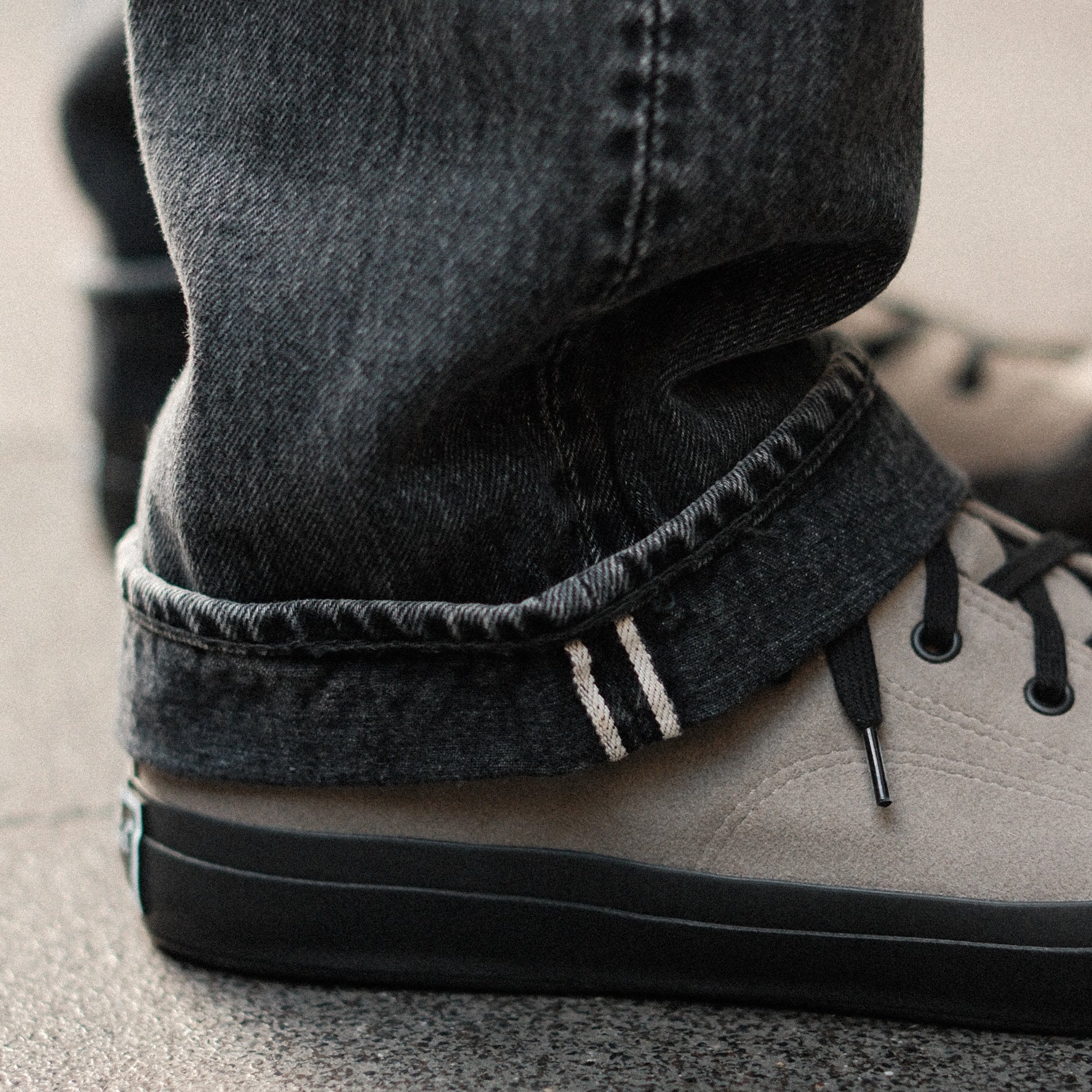 ORSLOW 105 STANDARD SELVEDGE DENIM - BLACK DENIM STONE