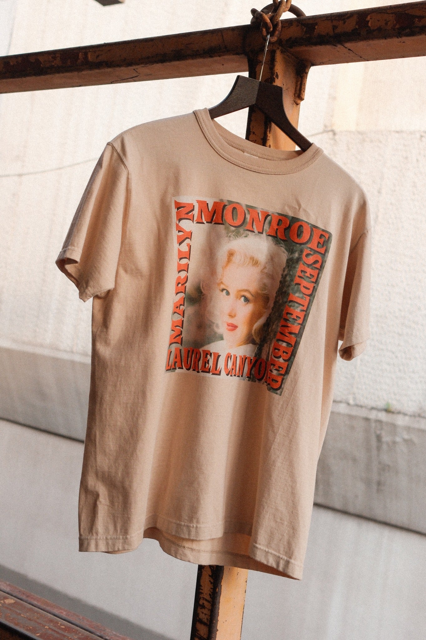Toys McCoy Marilyn Monroe Tee Laurel Canyon — Beige — front view
