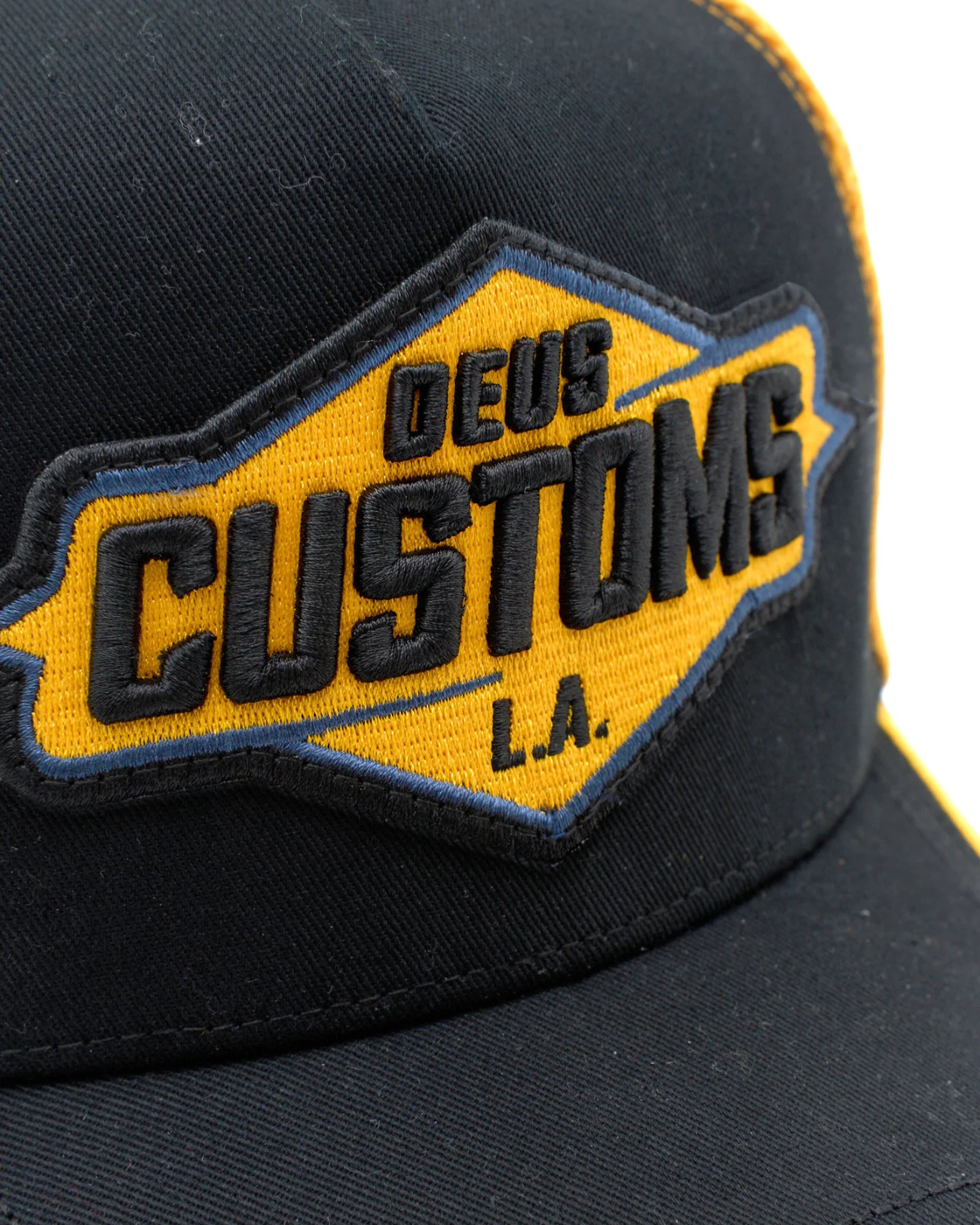 DEUS EX MACHINA BILLS TRUCKER - BLACK