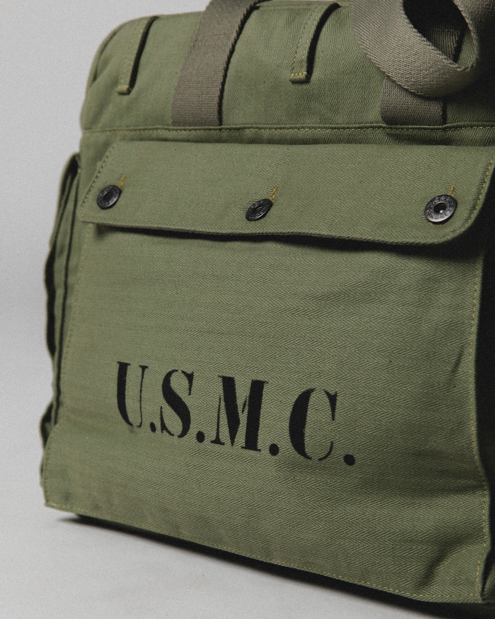 TELLURIDE MONKEY CARRIER TOTE (PINUP) - SAGE GREEN