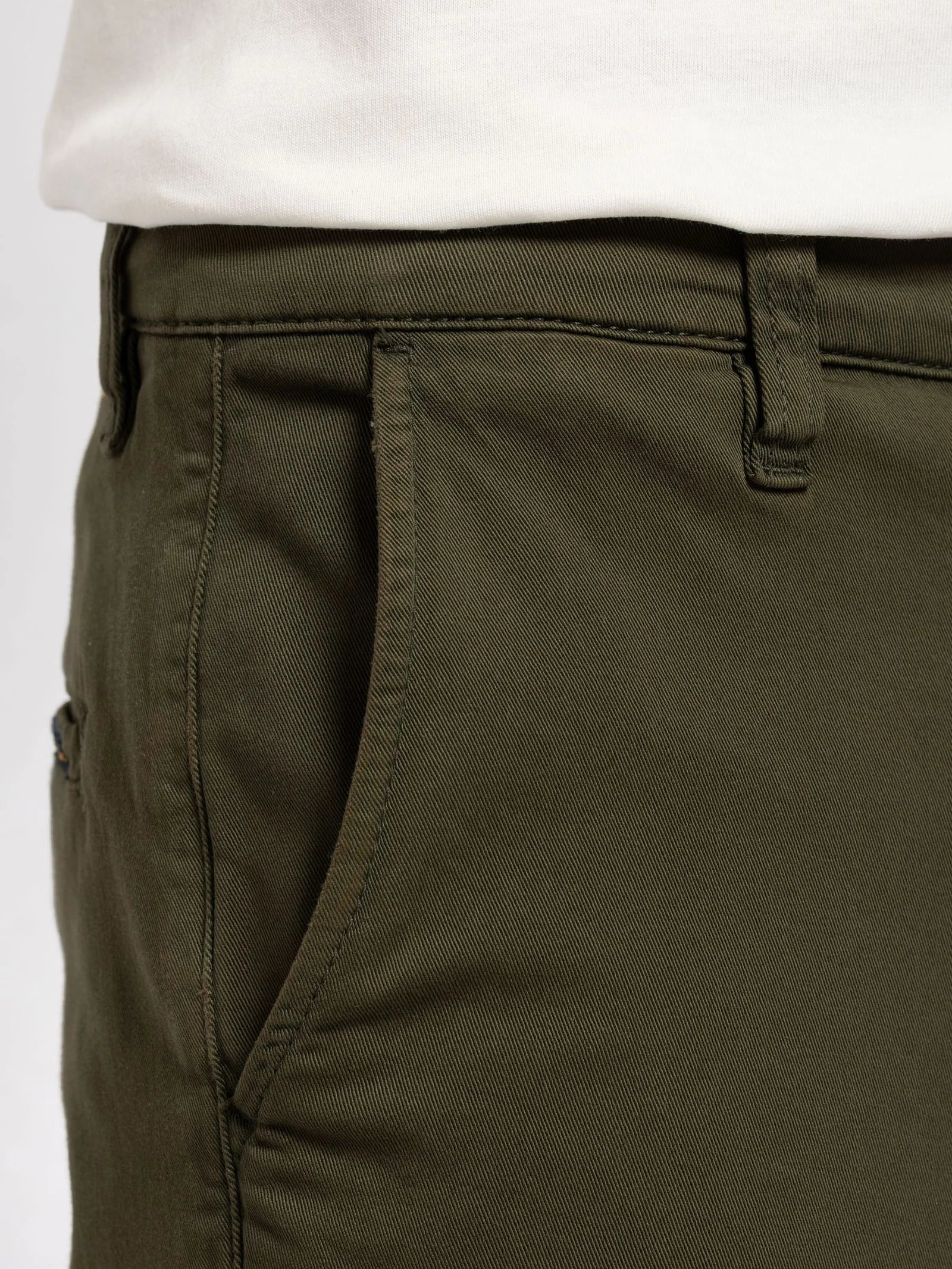 Nudie Jeans Easy Alvin — Olive — view 5