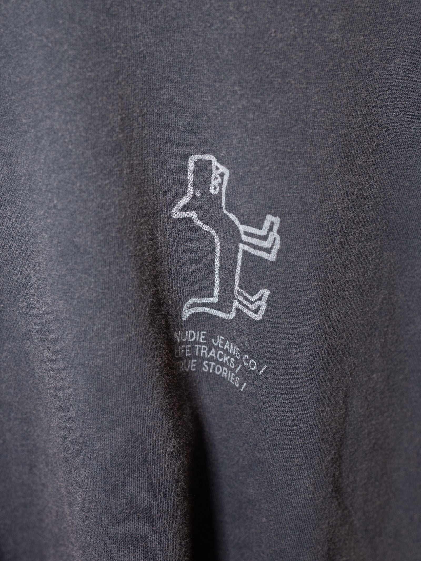 Koffe Scratched Tracks T-Shirt — Antracite — view 4