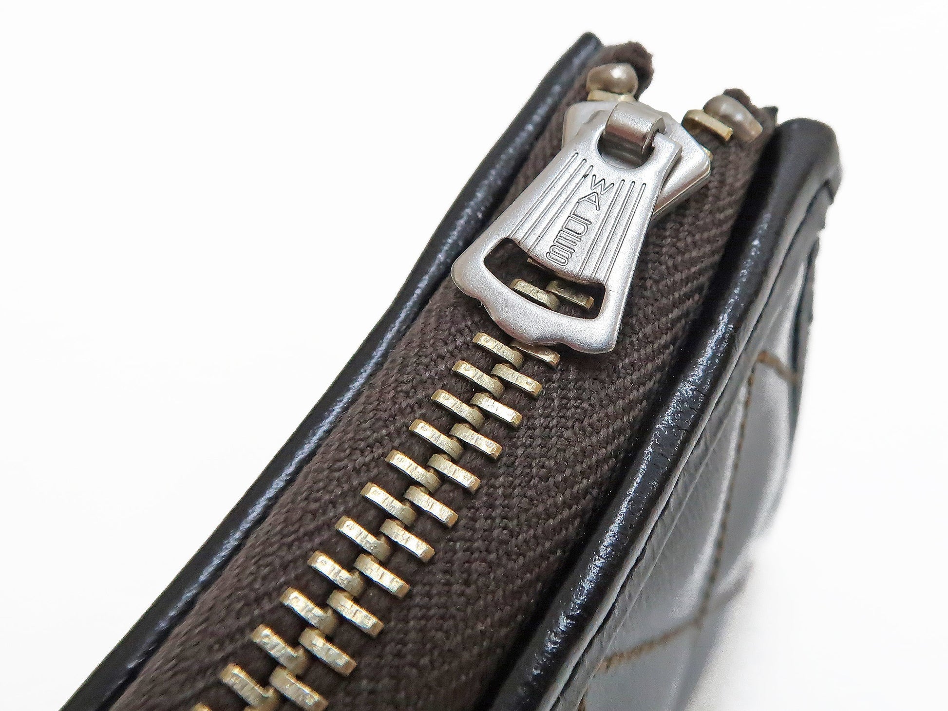 TOYS MCCOY LEATHER QUILTED SHORT WALLET - BLACK