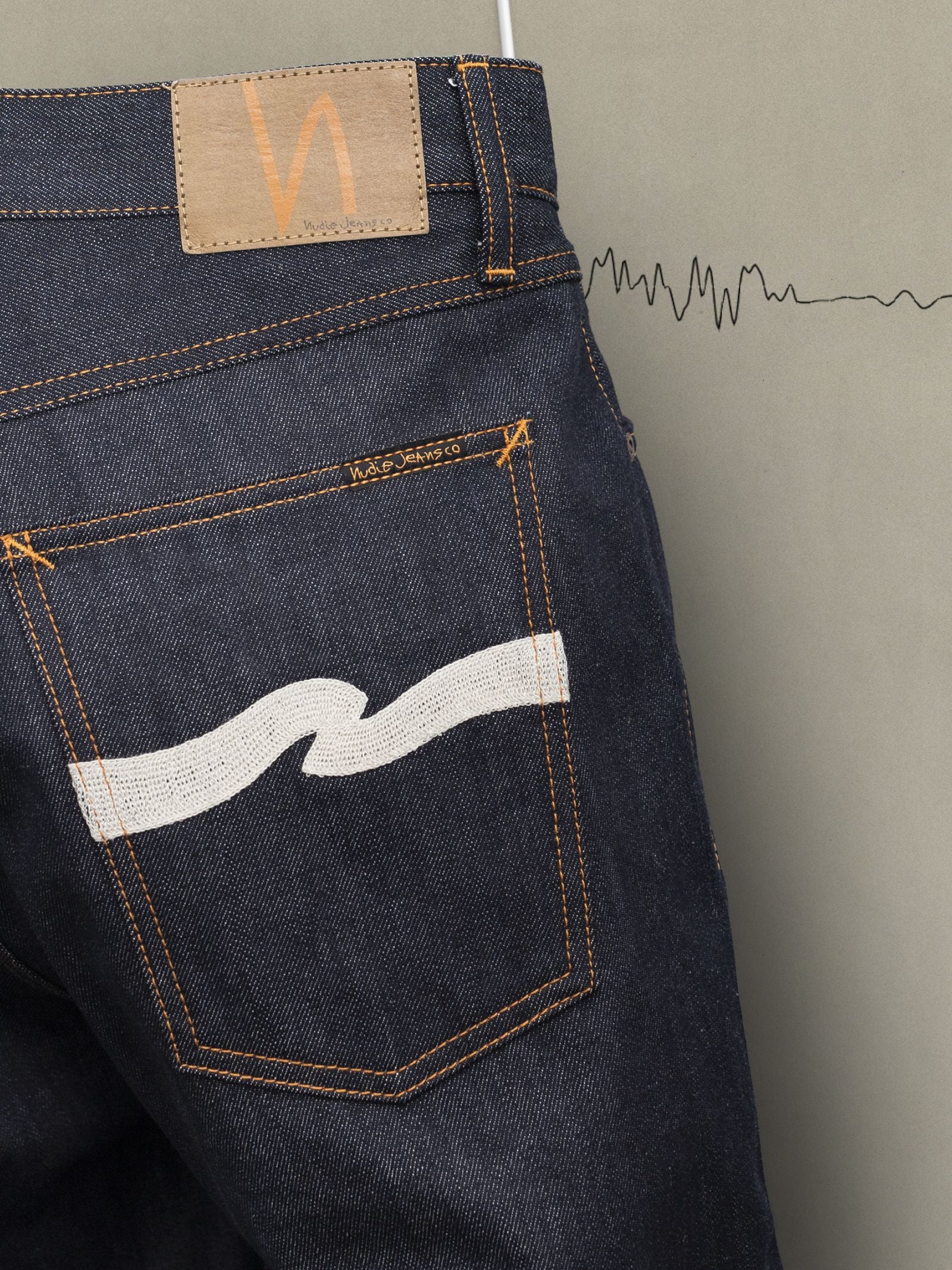 NUDIE JEANS TUFF TONY - DRY ECRU WAVES