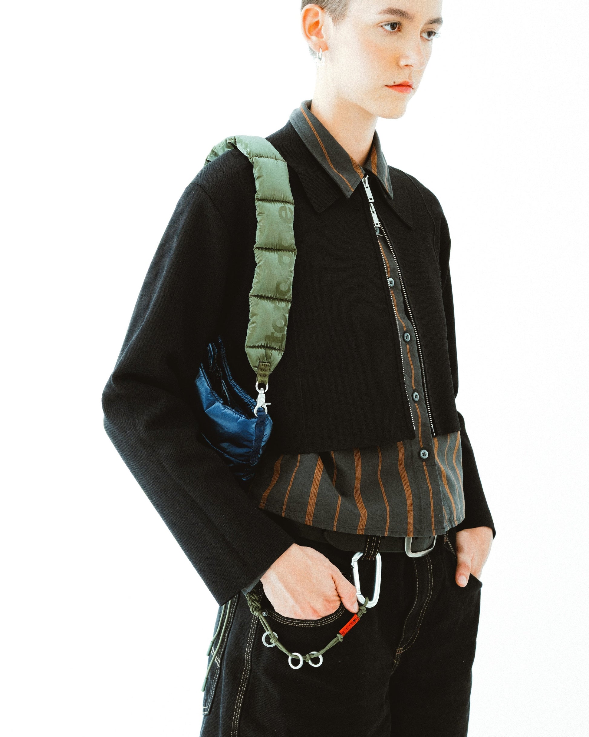 TOPOLOGIE PUFFER WRIST STRAP