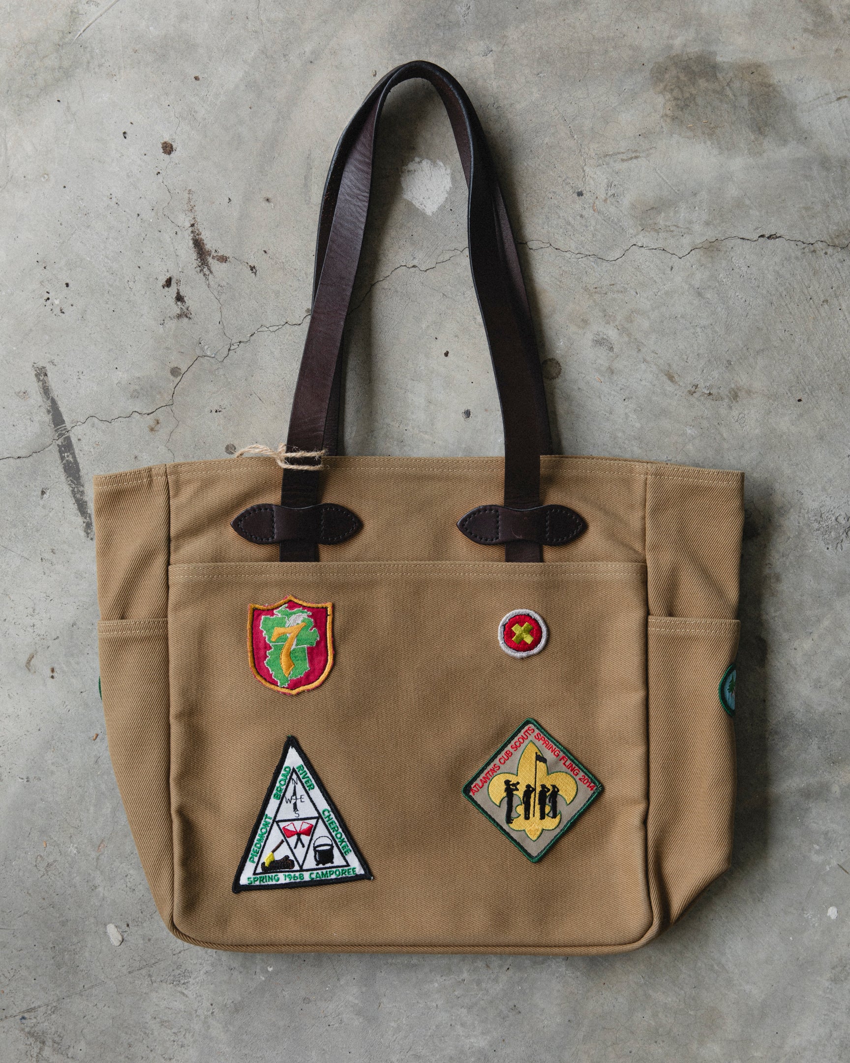 FILSON LIMITED EDITION ORIGINAL TOTE WITH OUT ZIPPER WITH PATCH - TAN