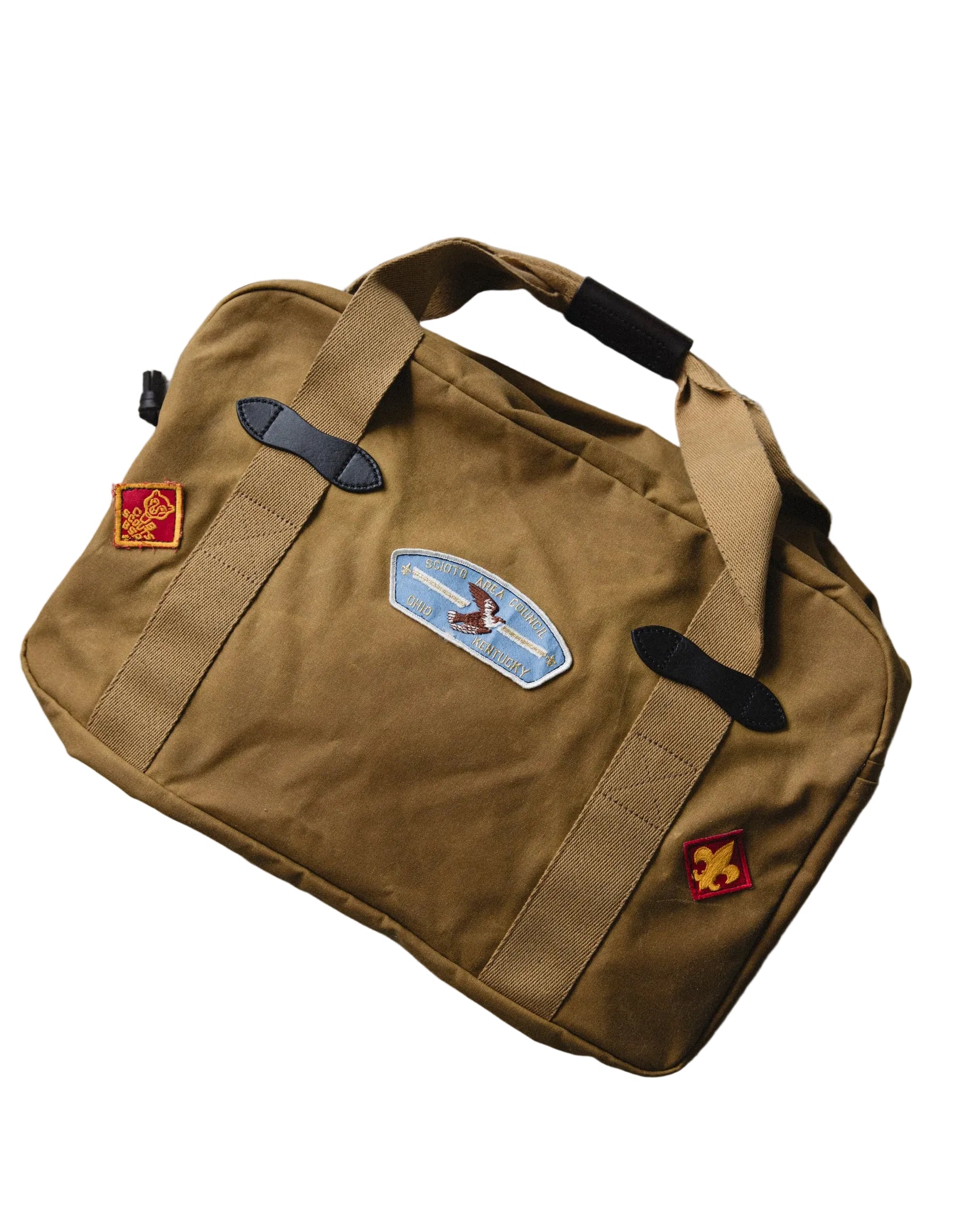 FILSON LIMITED EDITION ORIGINAL MEDIUM TIN CLOTH DUFFLE BAG WITH PATCH - DARK TAN 001
