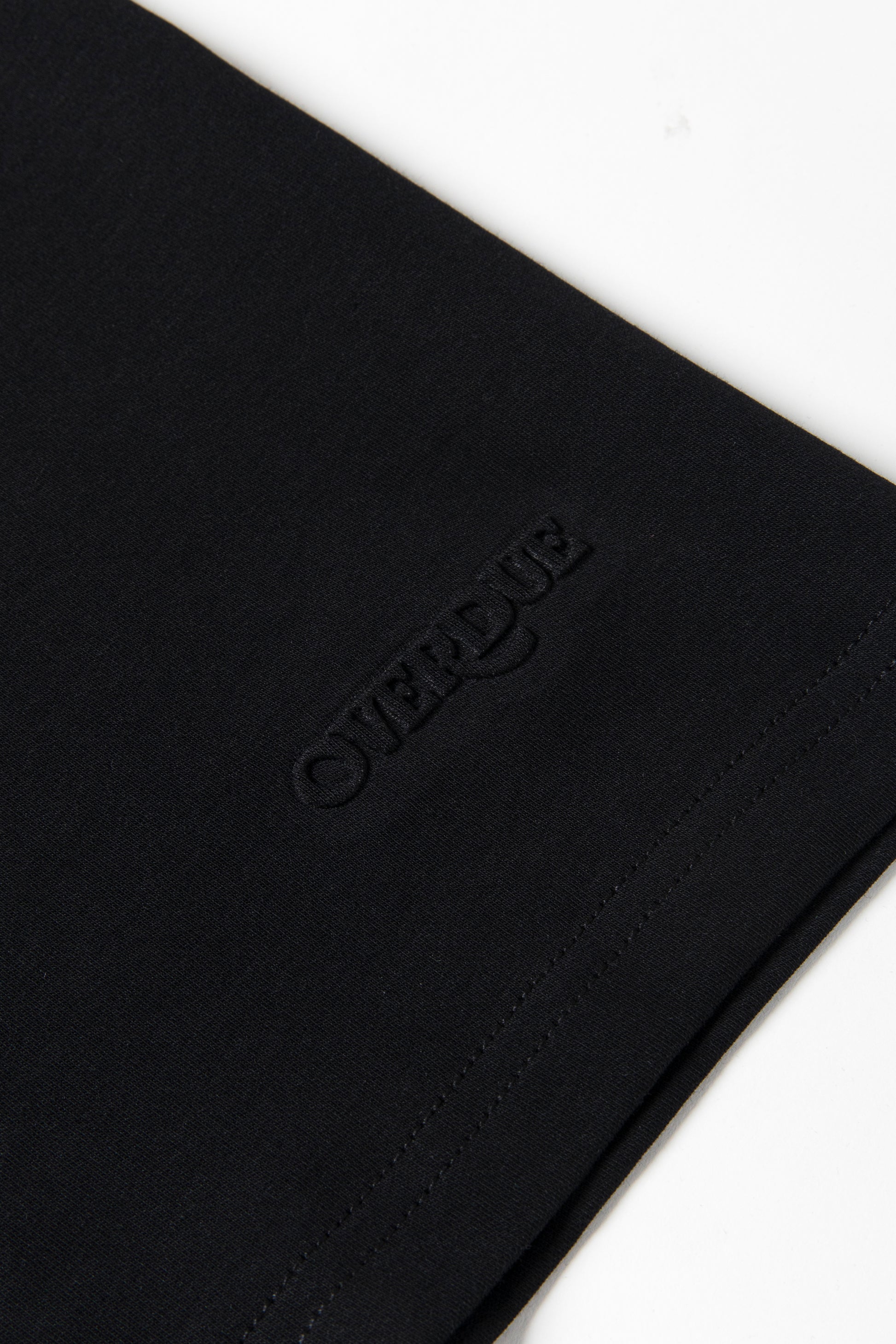 OVERDUE REGULAR T-SHIRT CECILIA - BLACK