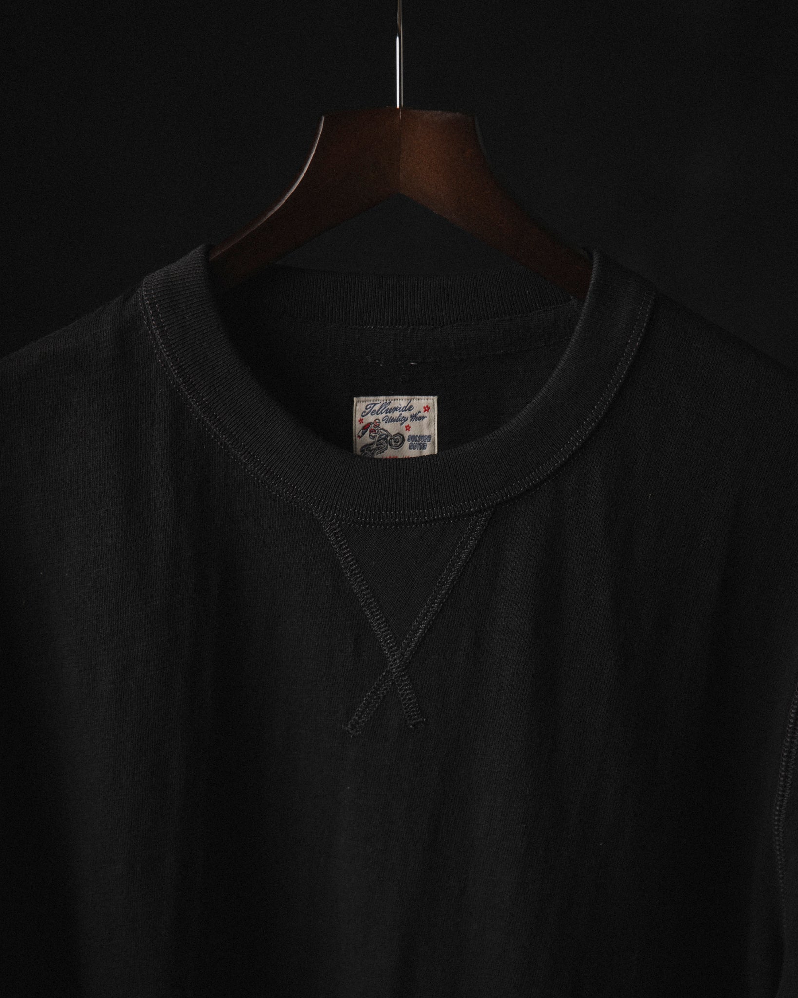 TELLURIDE LIBERTY GUSSET TEE - BLACK