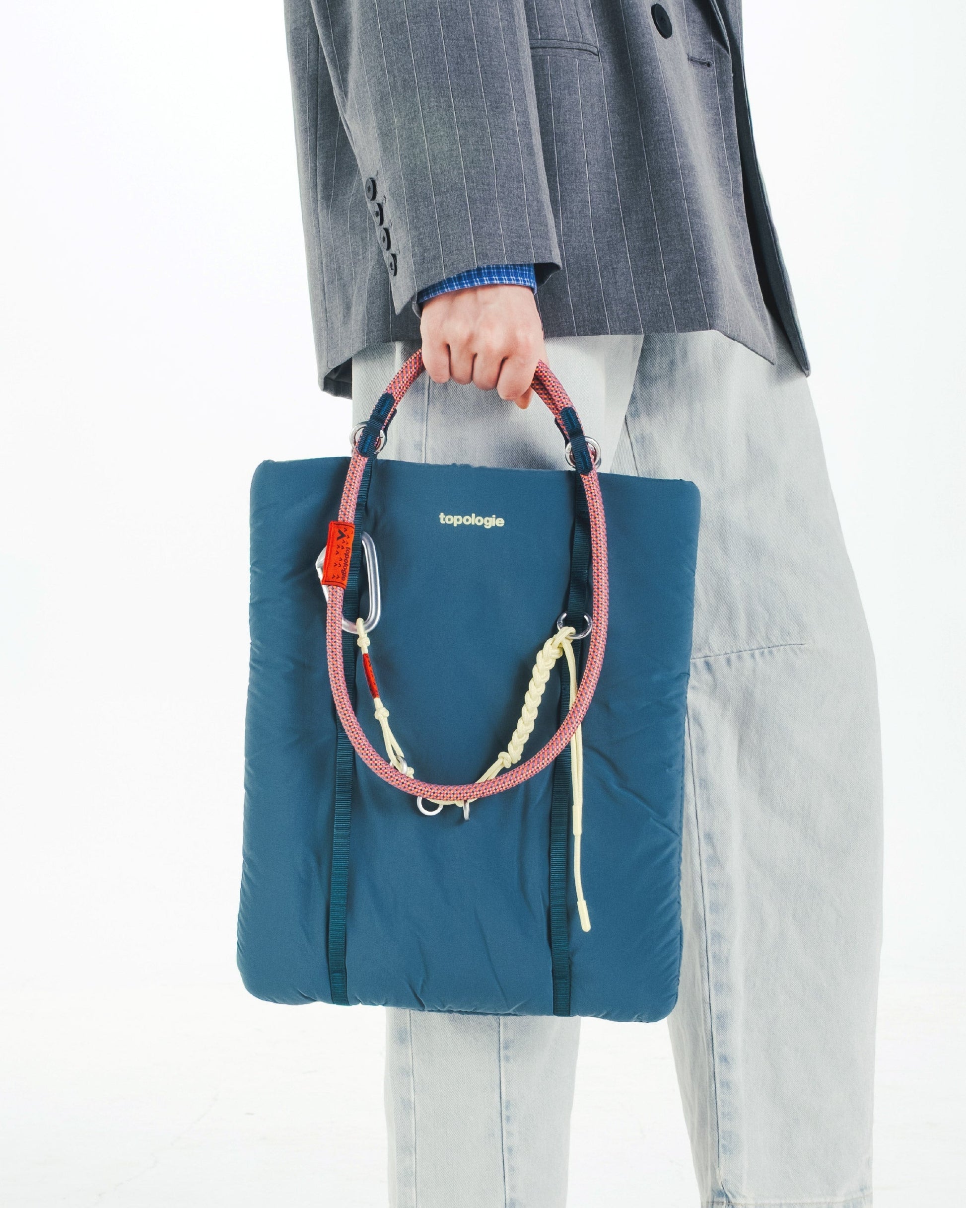 TOPOLOGIE BRAIDED KEY CHAIN