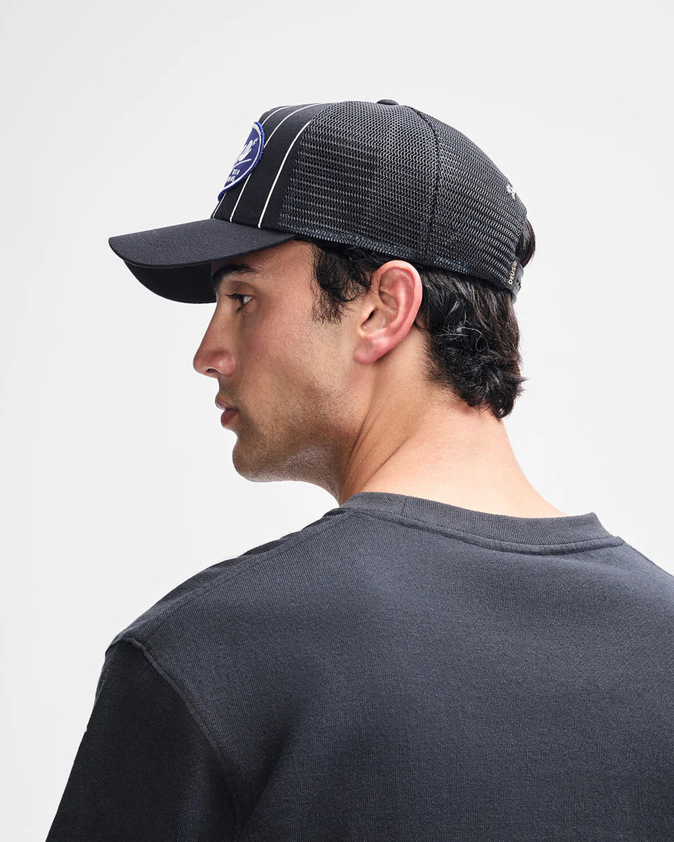 DEUS EX MACHINA FORECOURT TRUCKER - BLACK