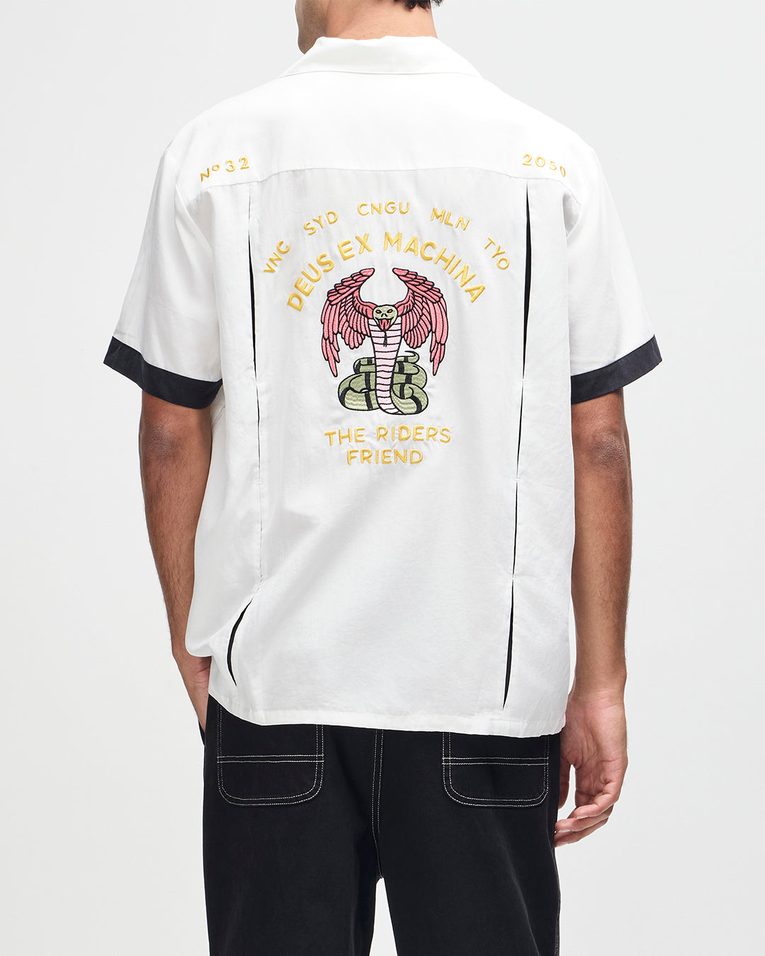 D261MSH314-HissstericalBowlingShirt|Model