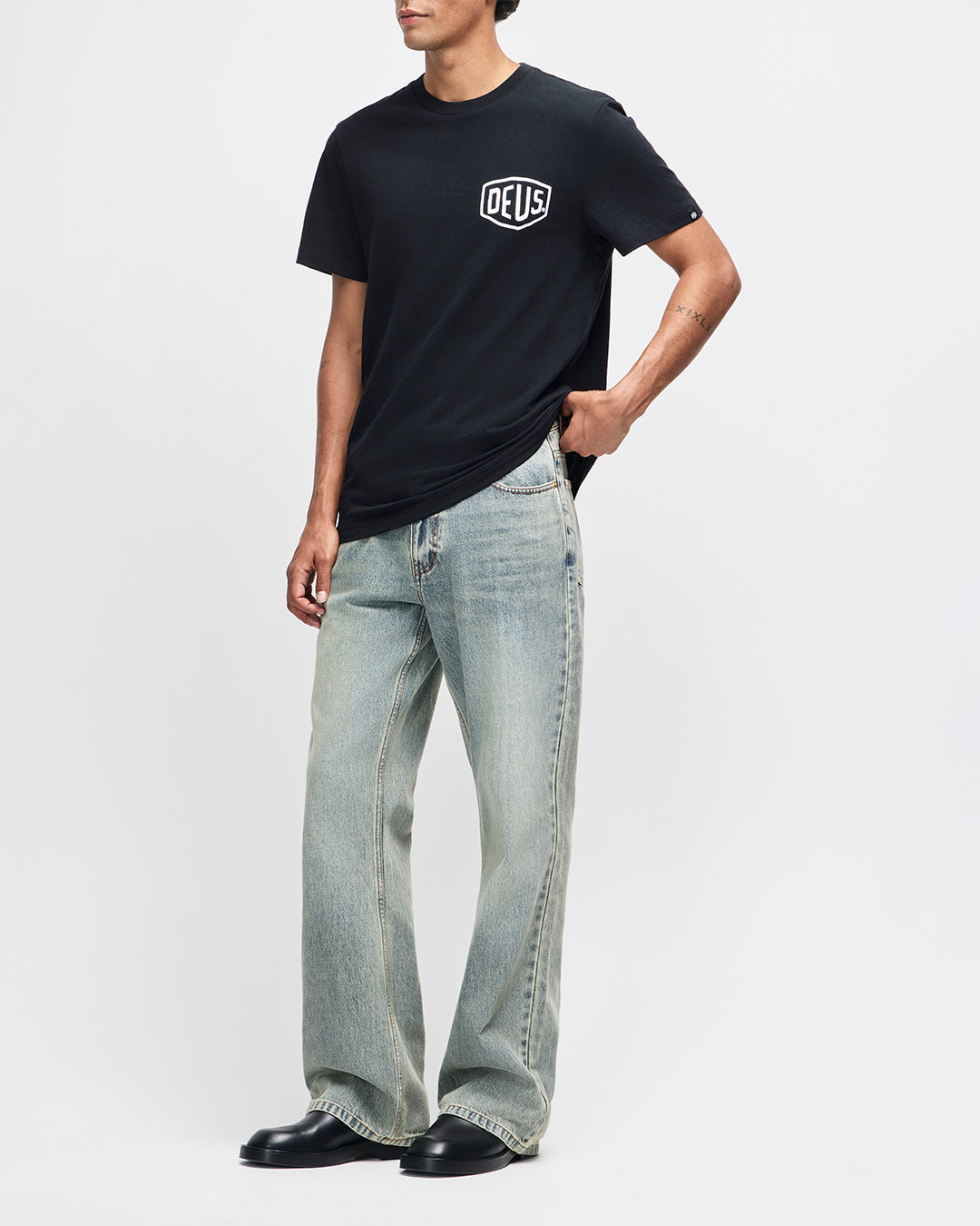 DEUS EX MACHINA CAMPERDOWN ADDRESS - BLACK