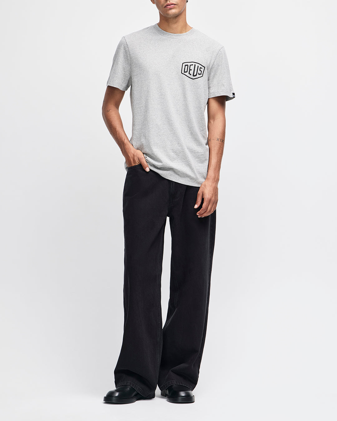 DEUS EX MACHINA CAMPERDOWN ADDRESS - GREY MARLE