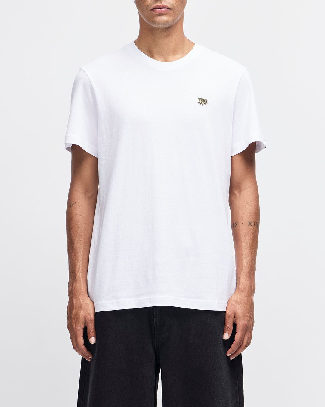 Shield Standard Tee|Model