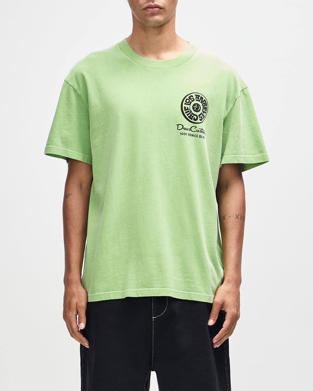 D261MTS574-LosAngelesAddressTee|Model