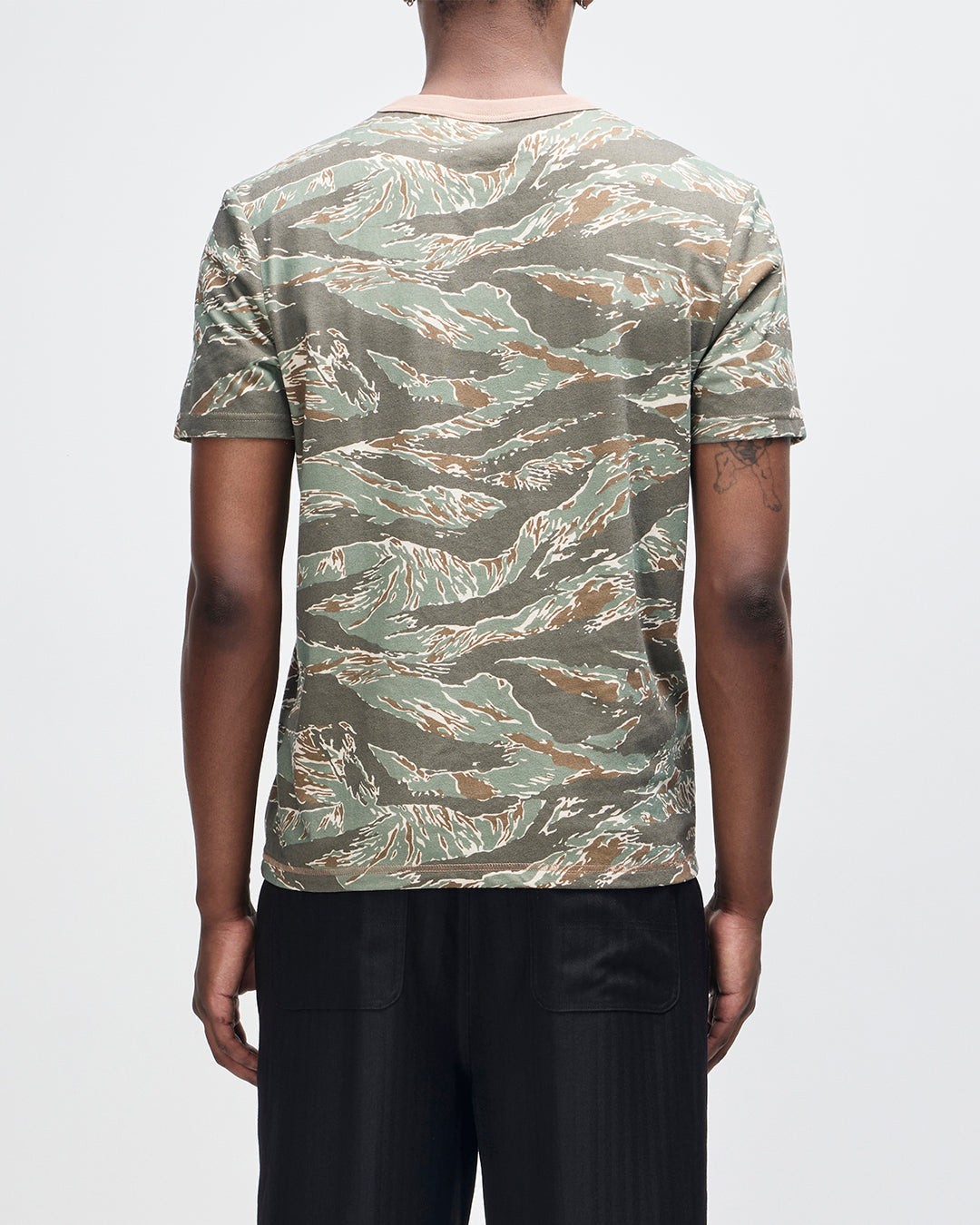 joyride-ringer-tee-ground-cover-green|Model