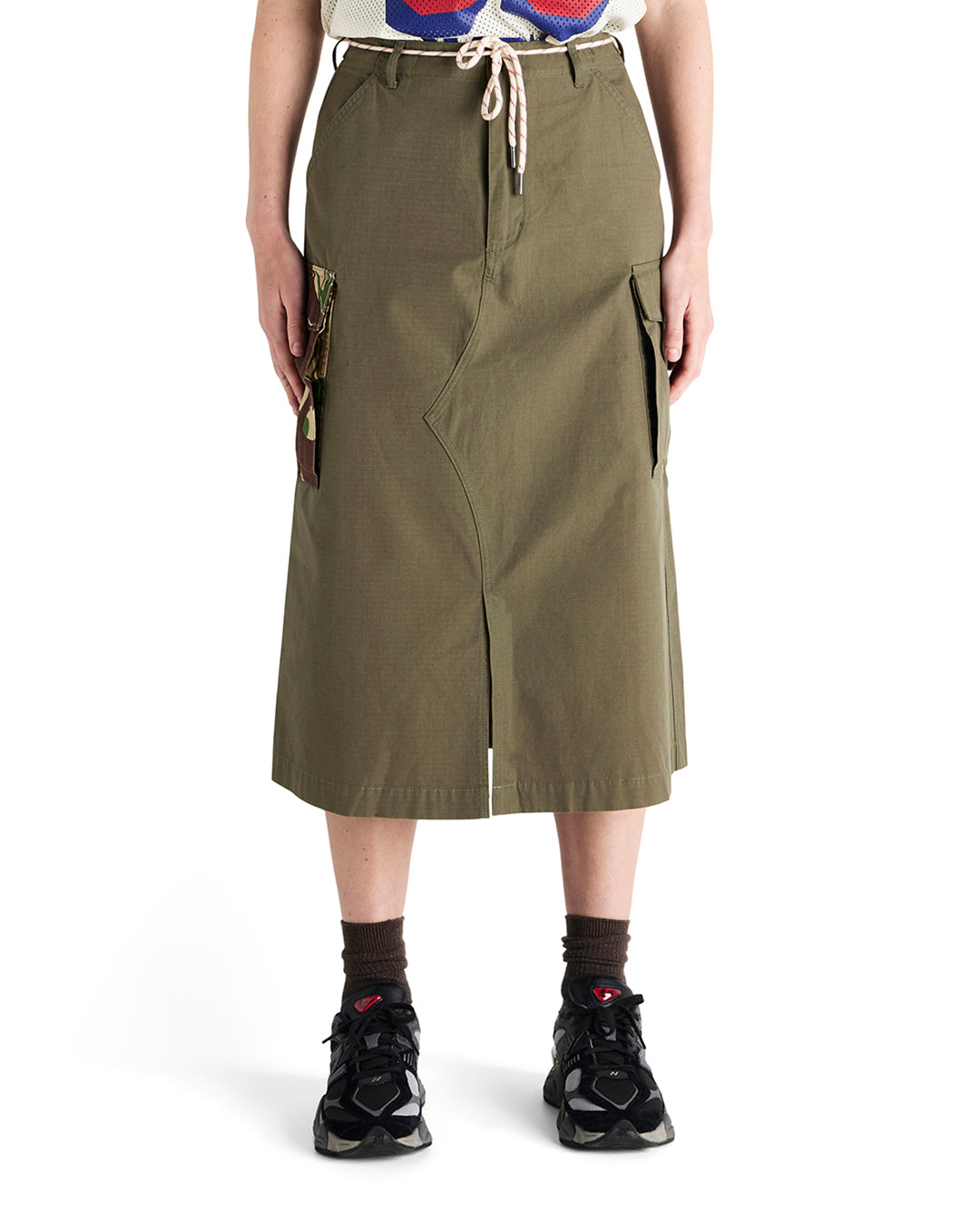 arts-crafts-skirt-burnt-olive|Model