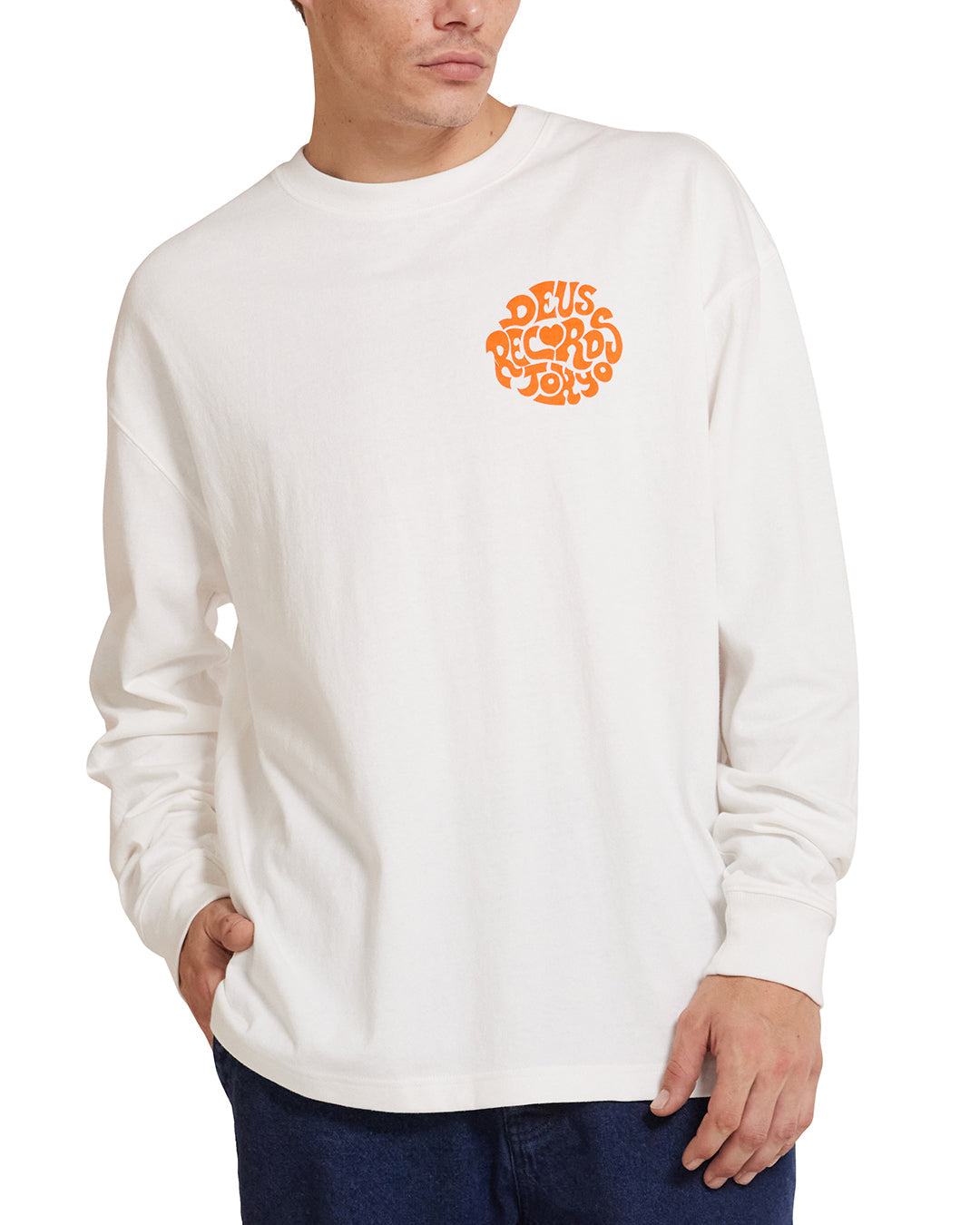 Paradigm Ls Tee - Vintage White|Model