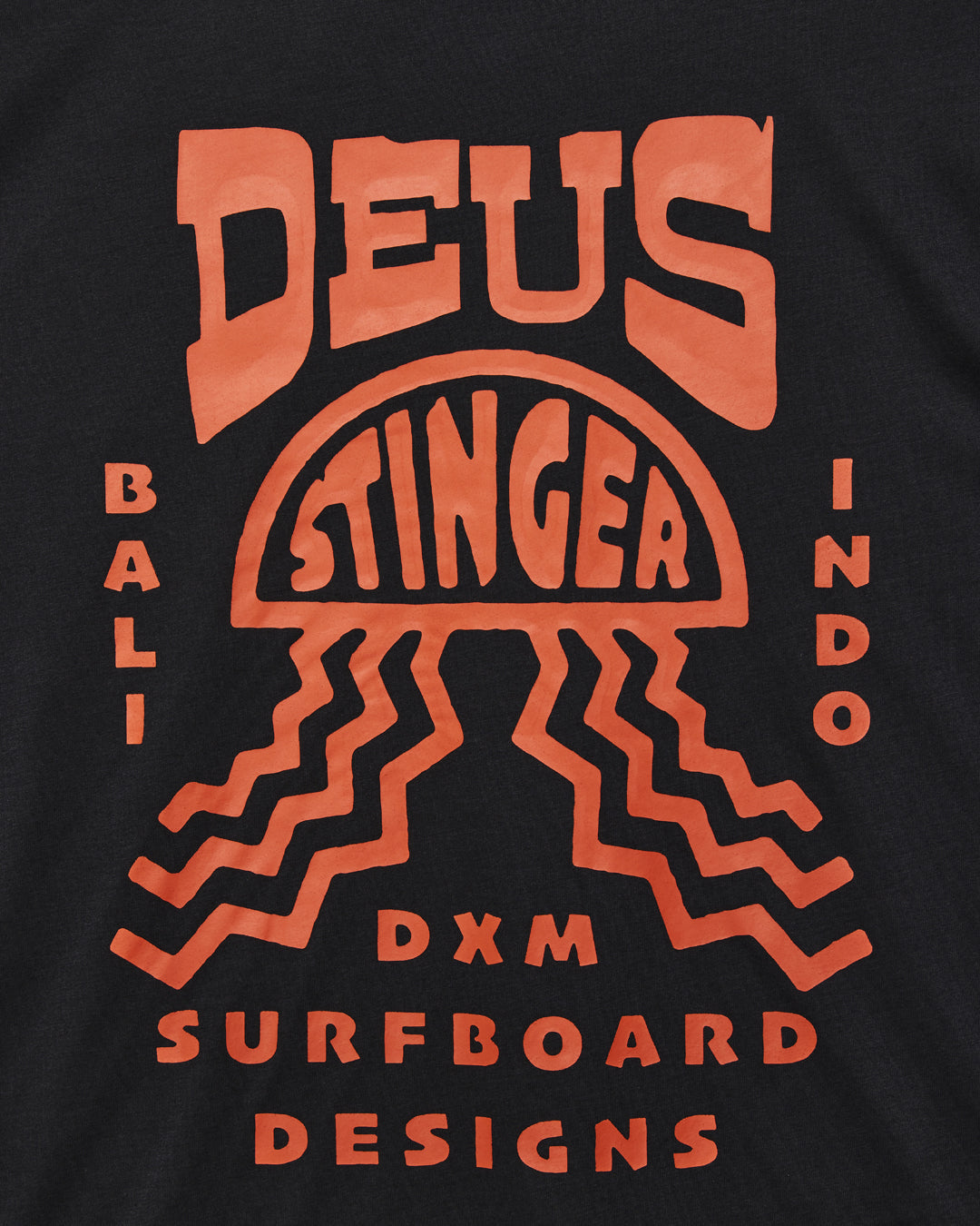 DEUS EX MACHINA STINGER TEE - BLACK
