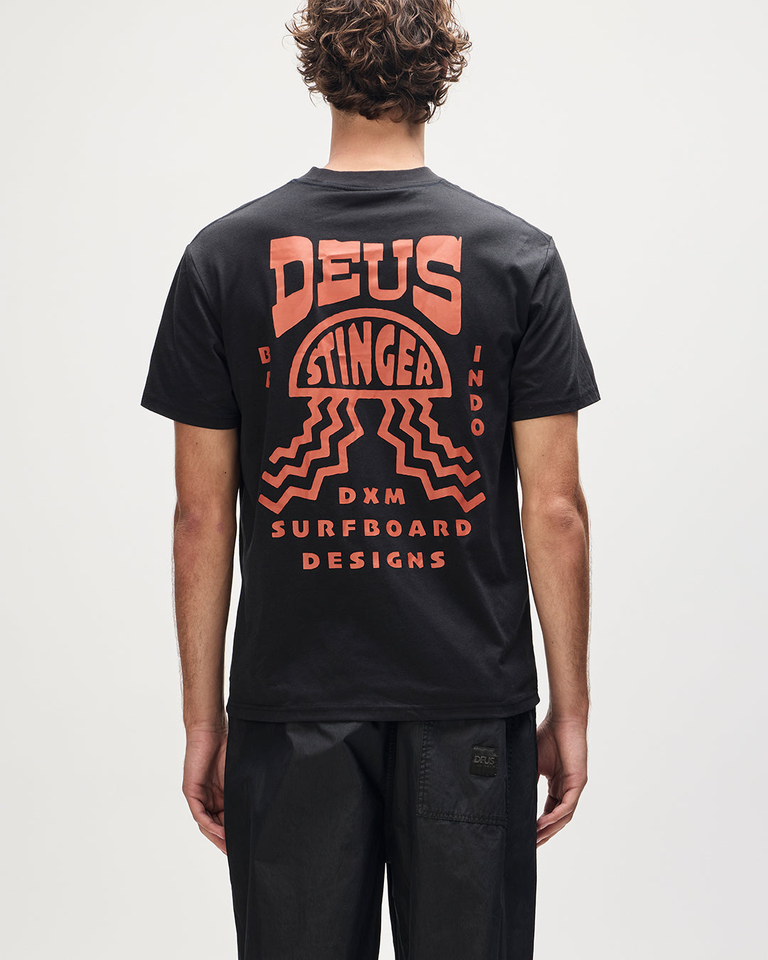 stinger-tee-black|Model