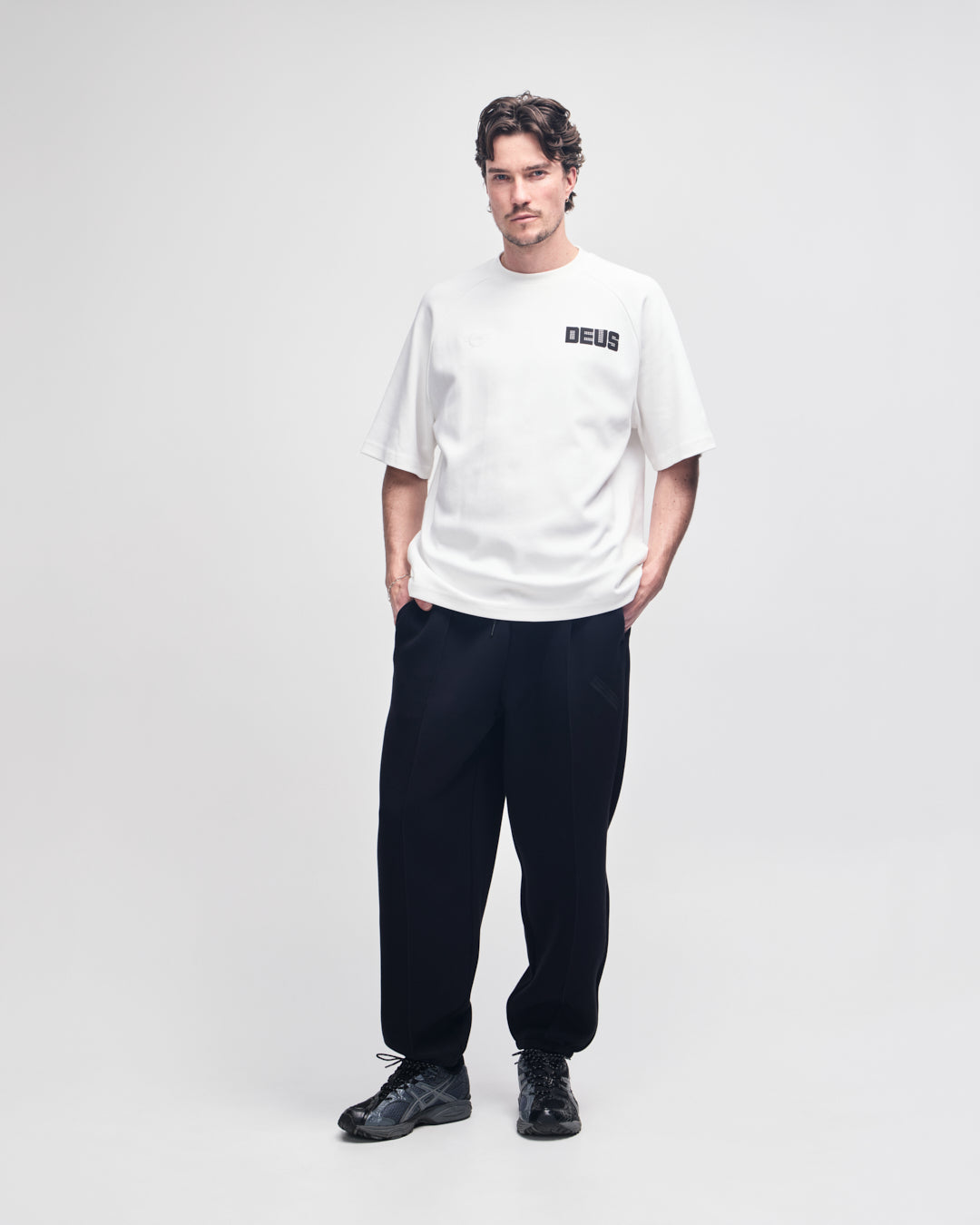DEUS EX MACHINA NO. THIRTY SEVEN TEE - VINTAGE WHITE