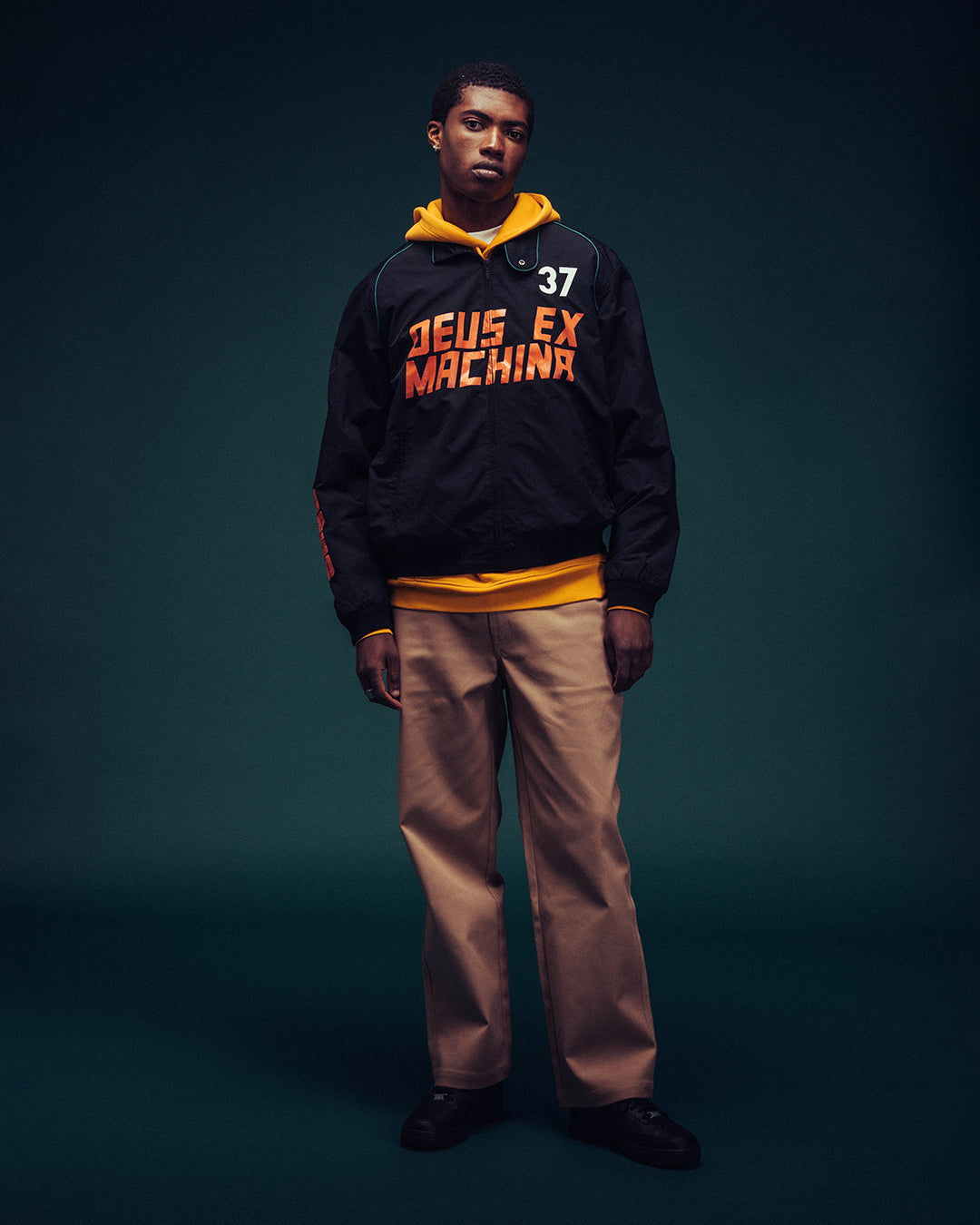 mini-workpant-tan|Model