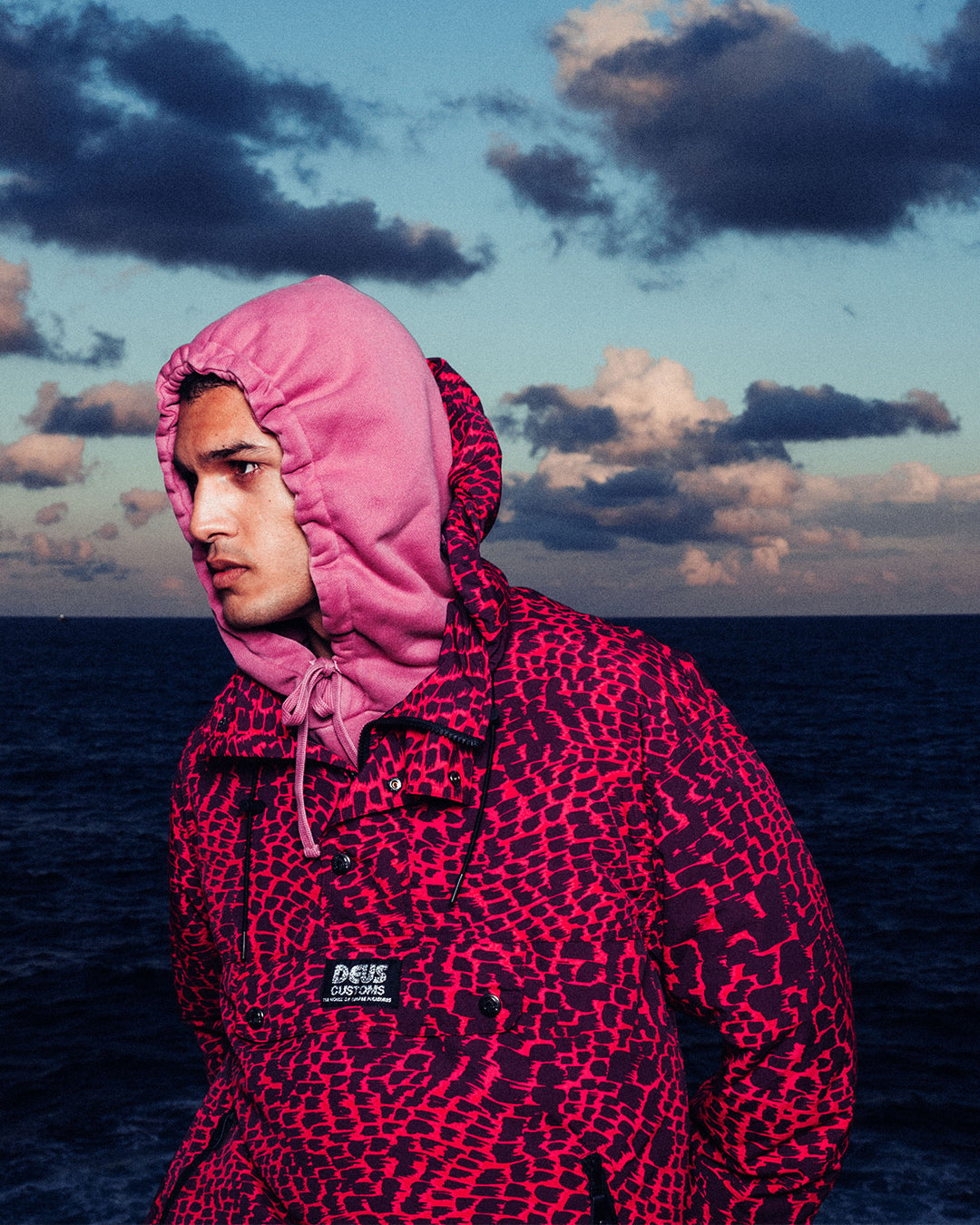 zanzibar-windstopper-raspberry|Model