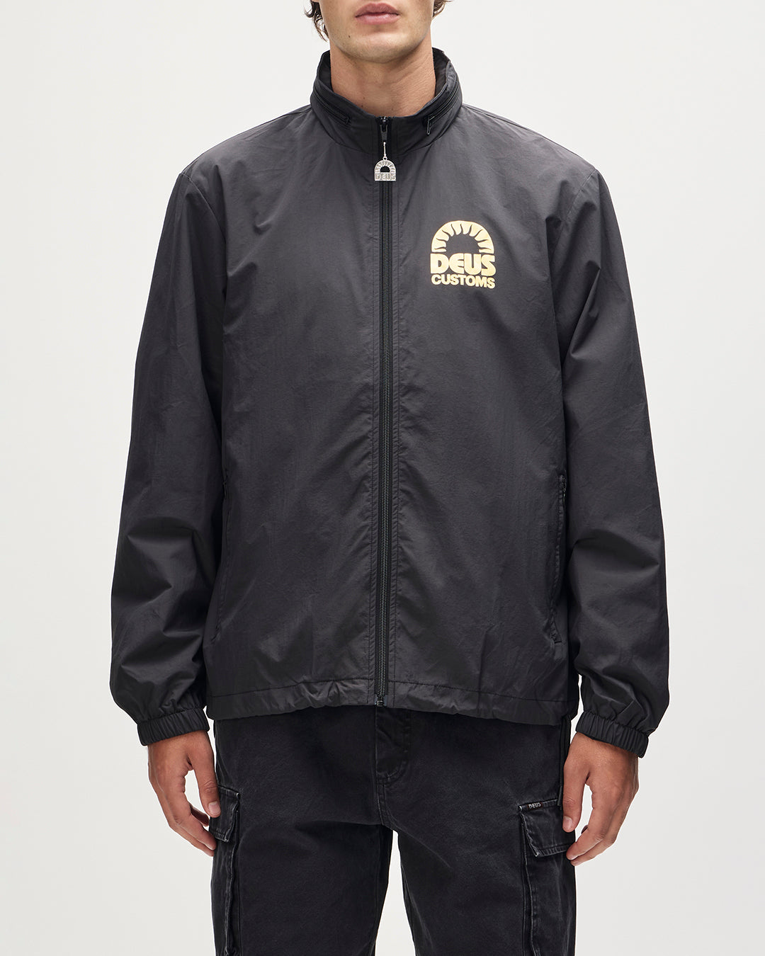 offshore-windstopper-anthracite-1|Model