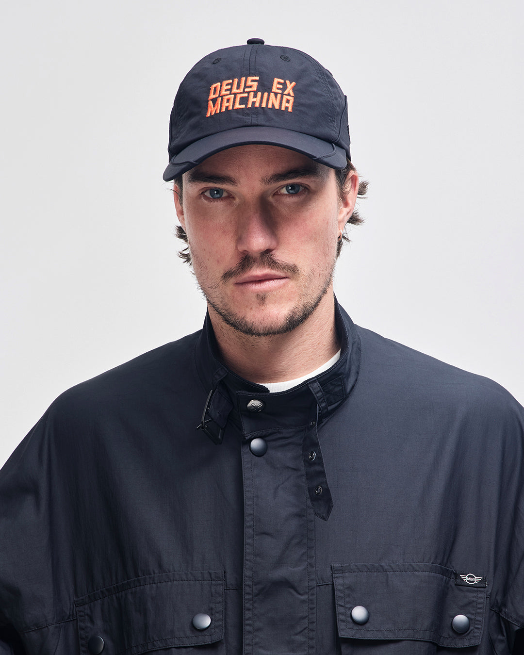 mini-finals-cap-black|Model